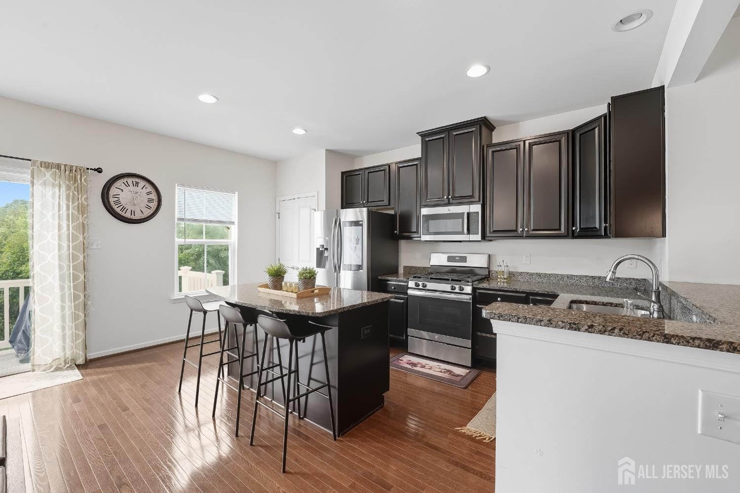 805 Bayside Court, South Amboy, NJ, 08879