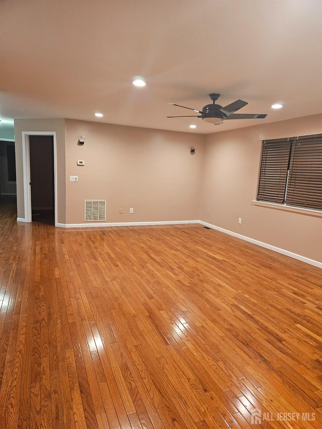 316 VENTNOR Court, Piscataway, NJ, 08854 image 11