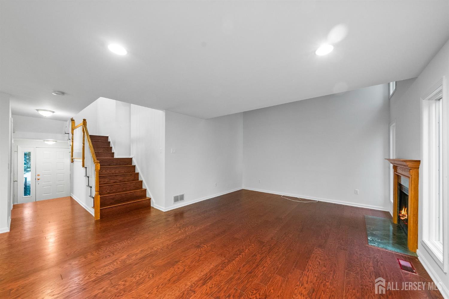 124 Kingsland Circle, South Brunswick, NJ, 08852 image 22