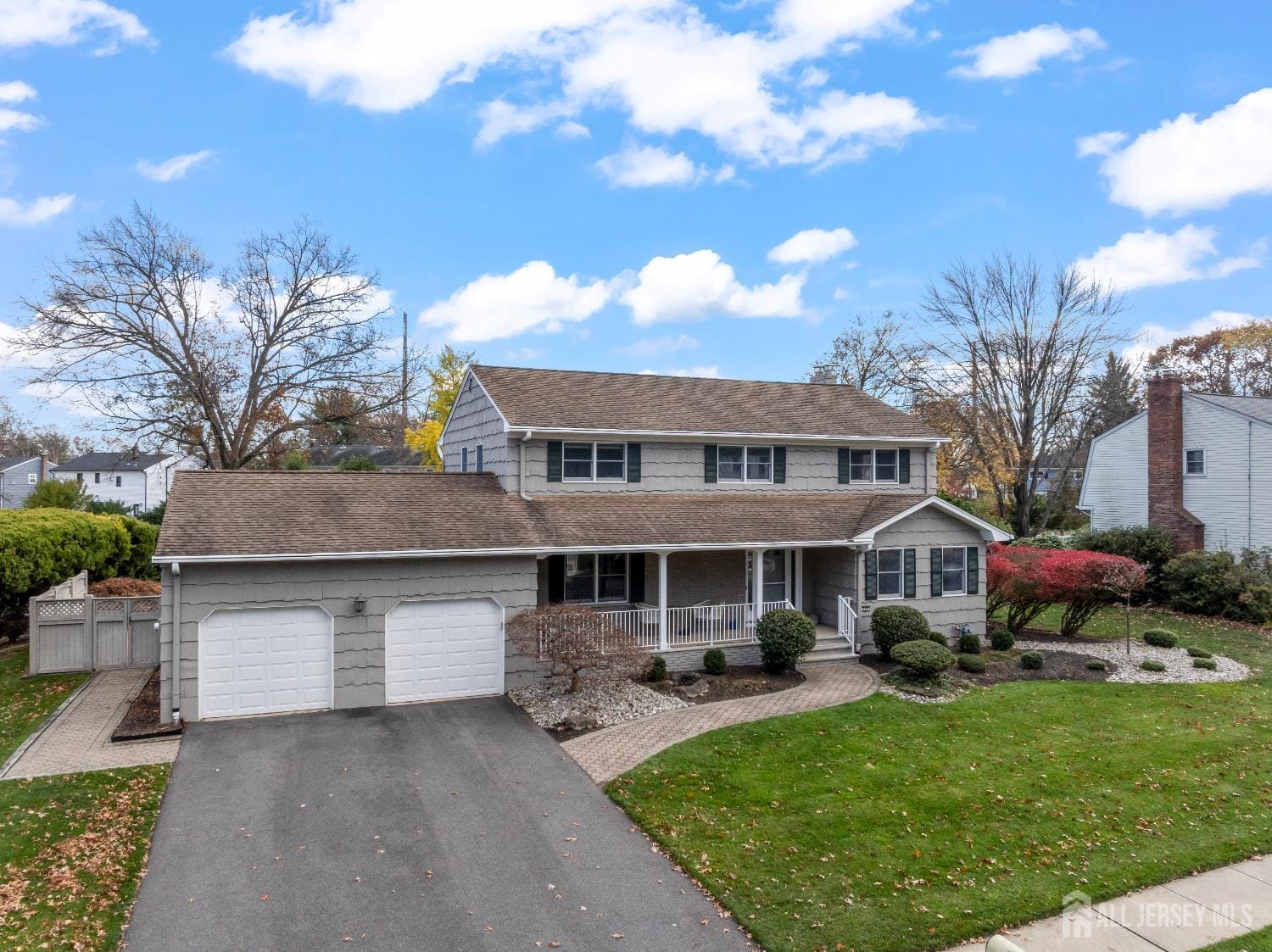 990 Hoover Drive Image 2