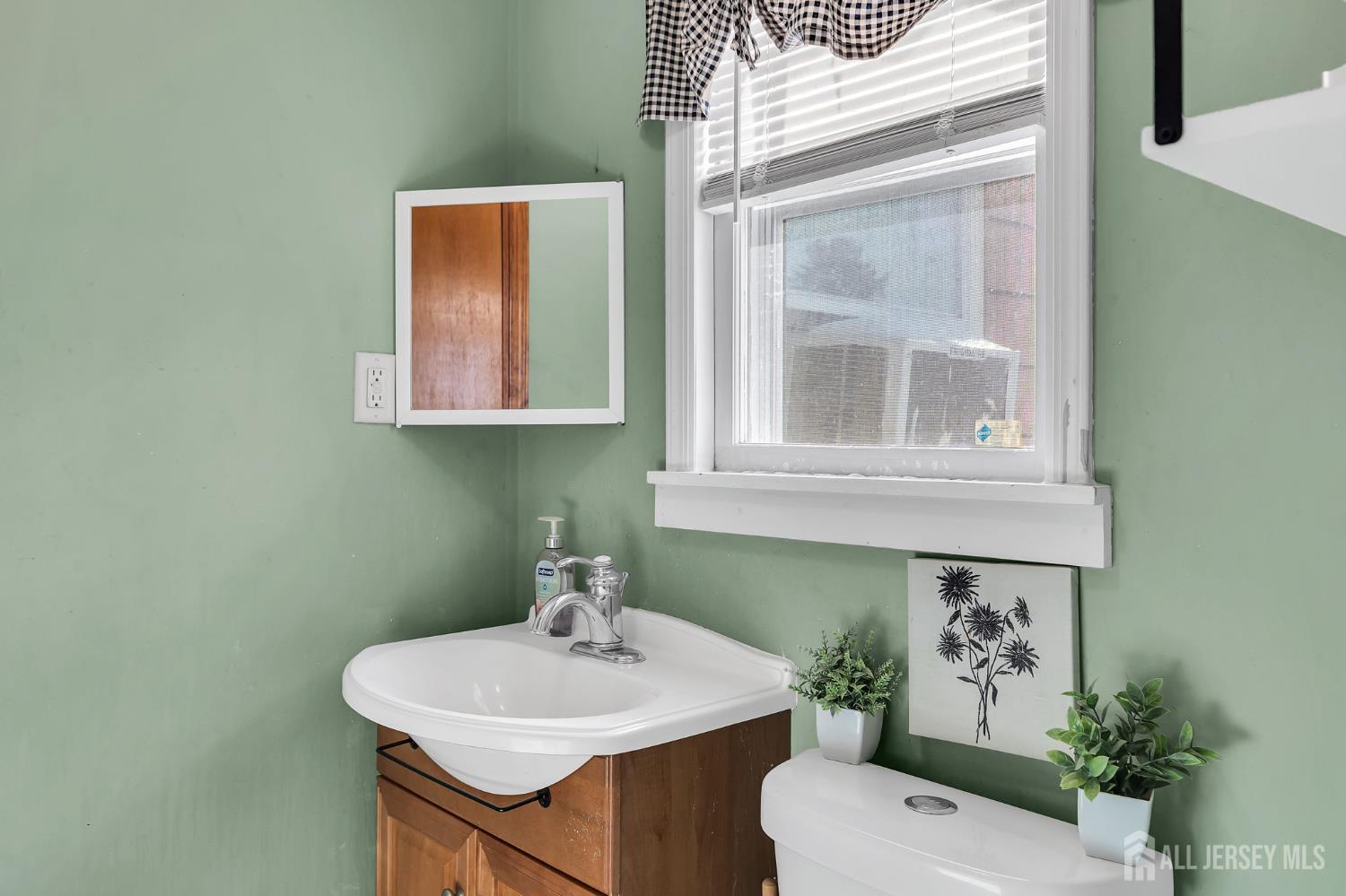 376 Wilmont Street, South Amboy, NJ, 08879 image 12