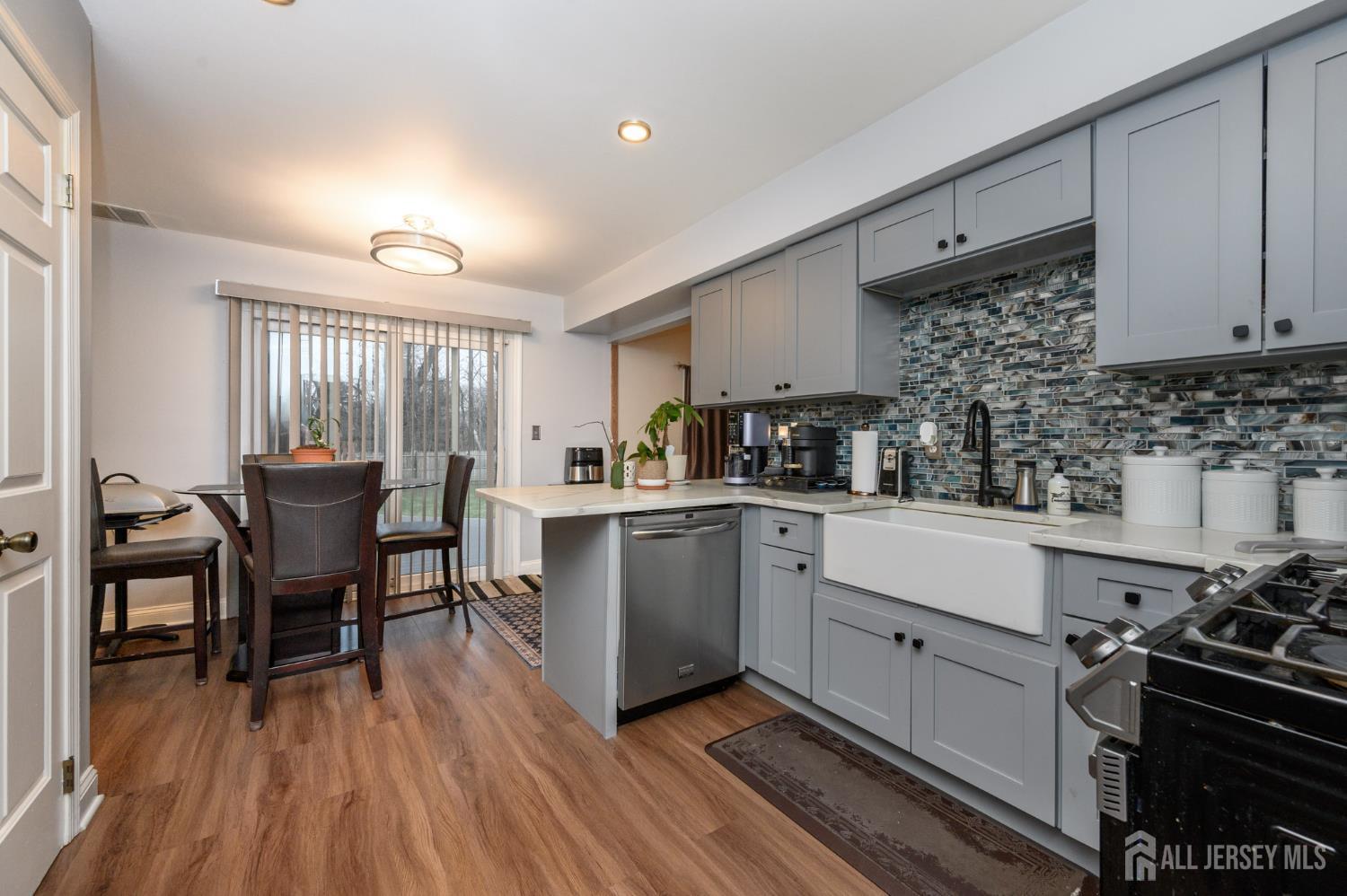 285 Nathan Court, Aberdeen, NJ, 07721 image 8