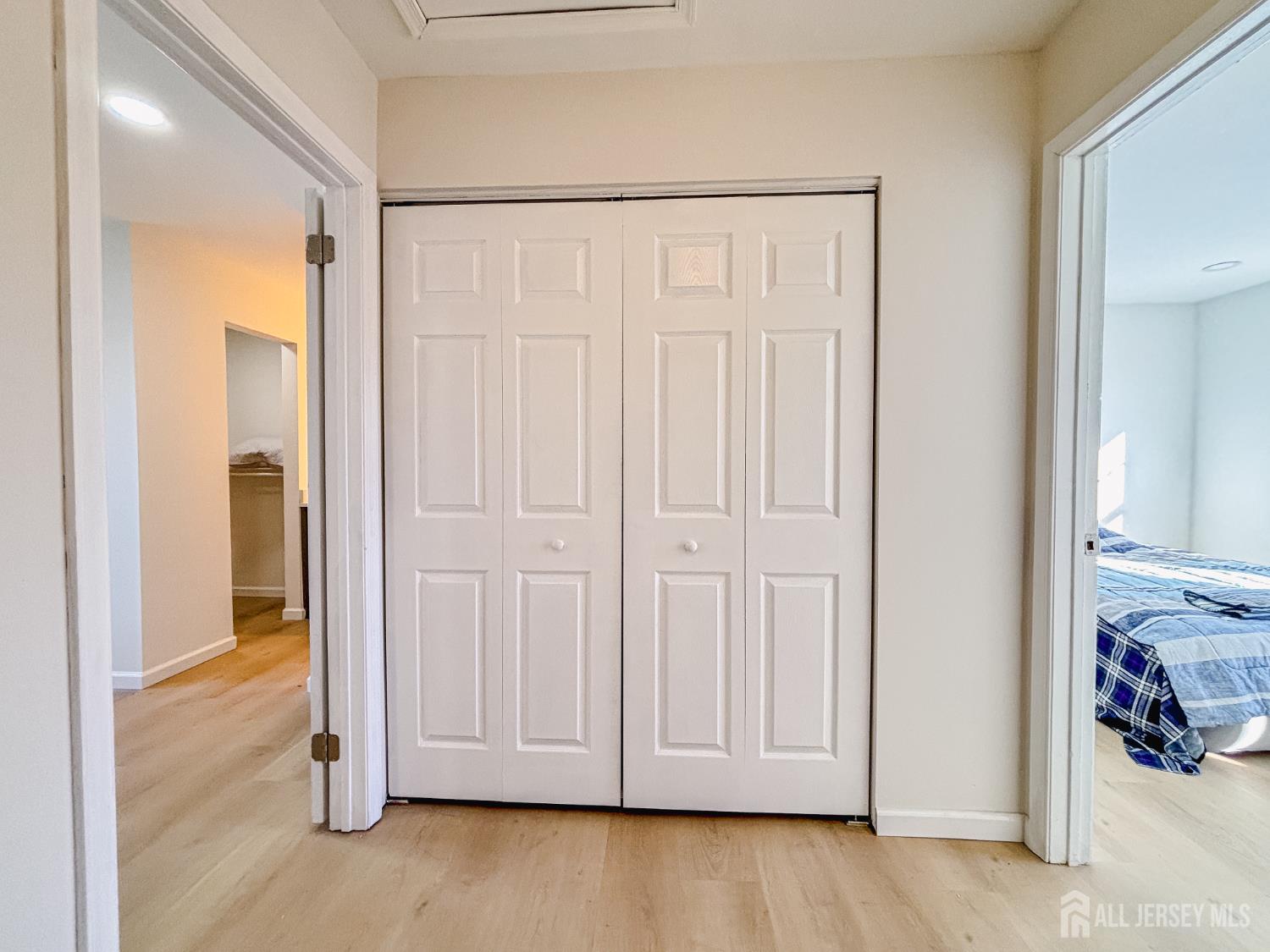 386 INWOOD Court 386, Franklin Twsp, NJ, 08873 image 16