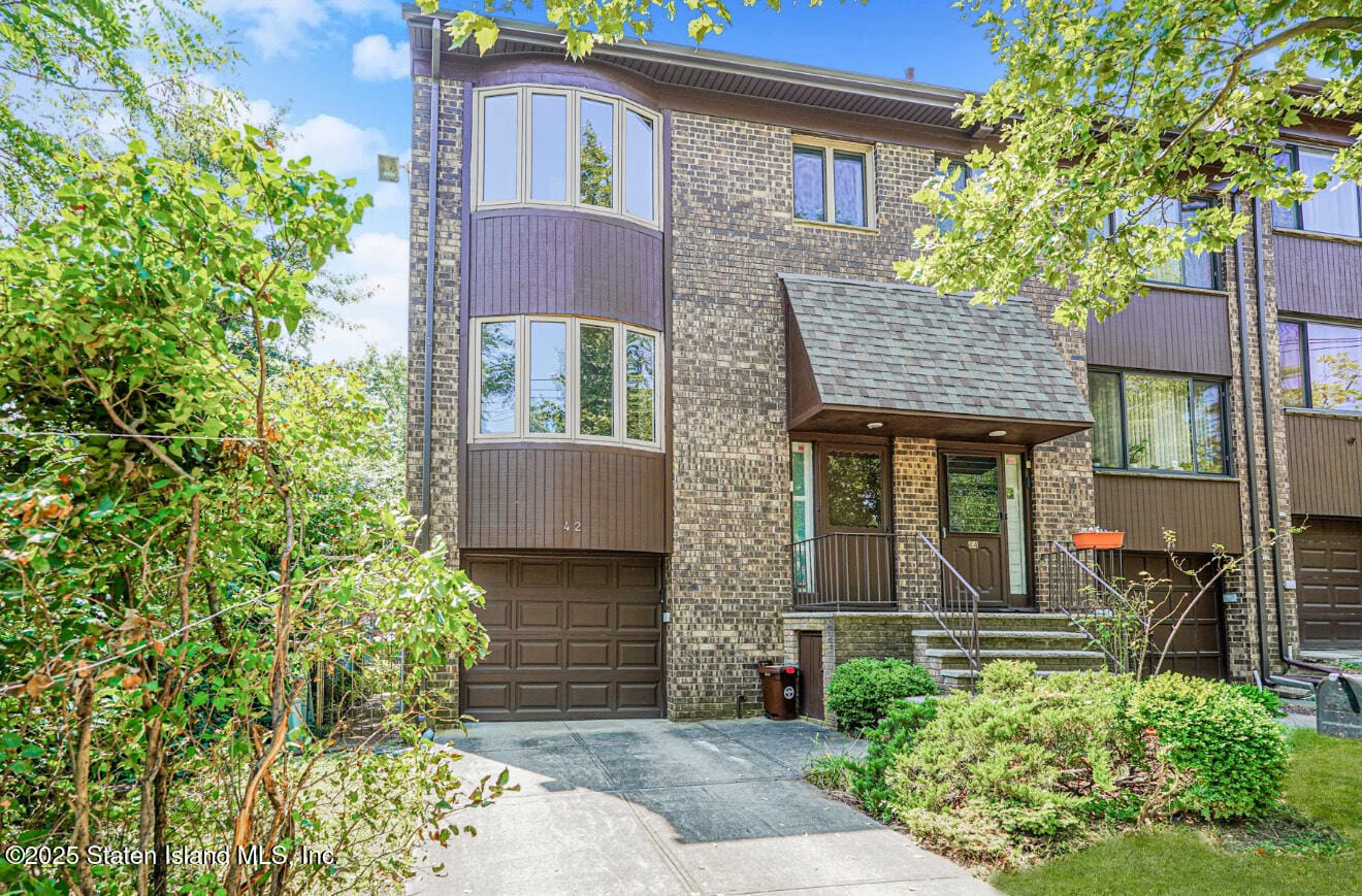 42 Narrows Road Image 2