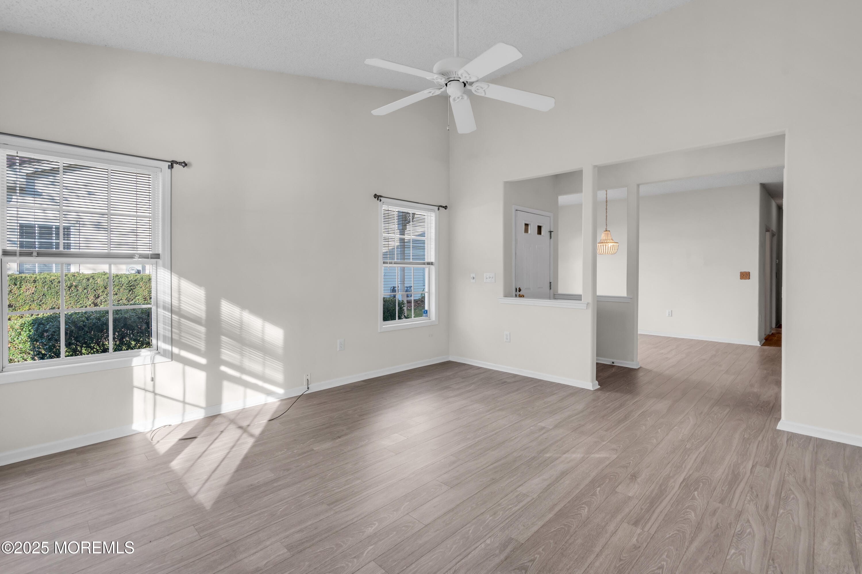 32 Riva Boulevard 2277 Image 5