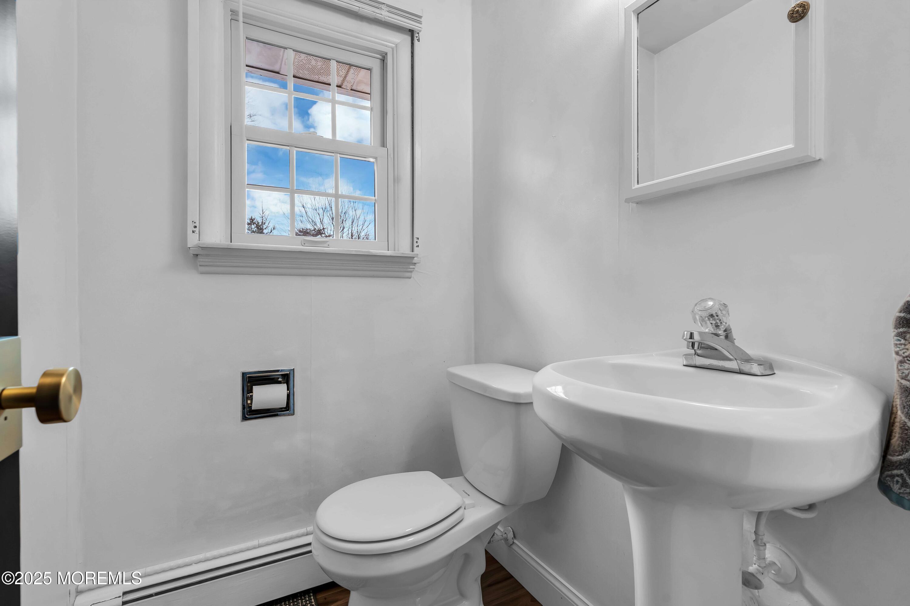 92 Five Points Road, Colts Neck, NJ, 07722 image 28