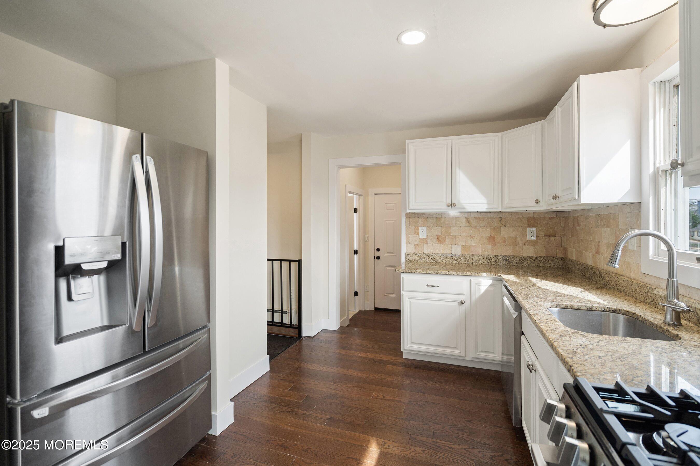 11 Cheerful Place, Highlands, NJ, 07732 image 9