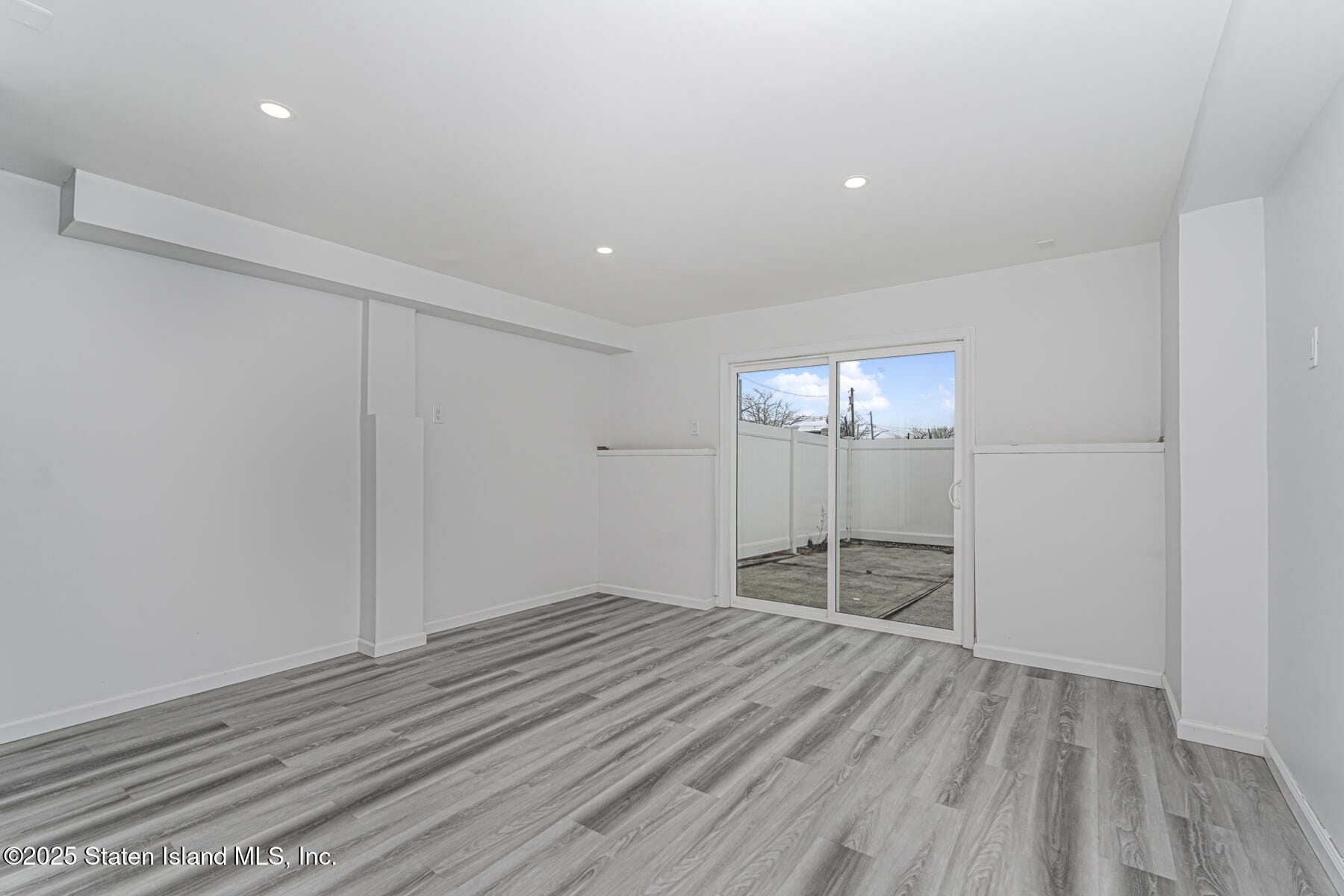 797 Father Capodanno Boulevard, Staten Island, NY, 10305 image 27