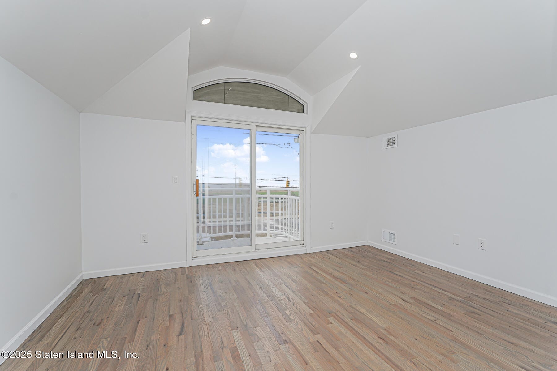 795 Father Capodanno Boulevard, Staten Island, NY, 10305 image 19