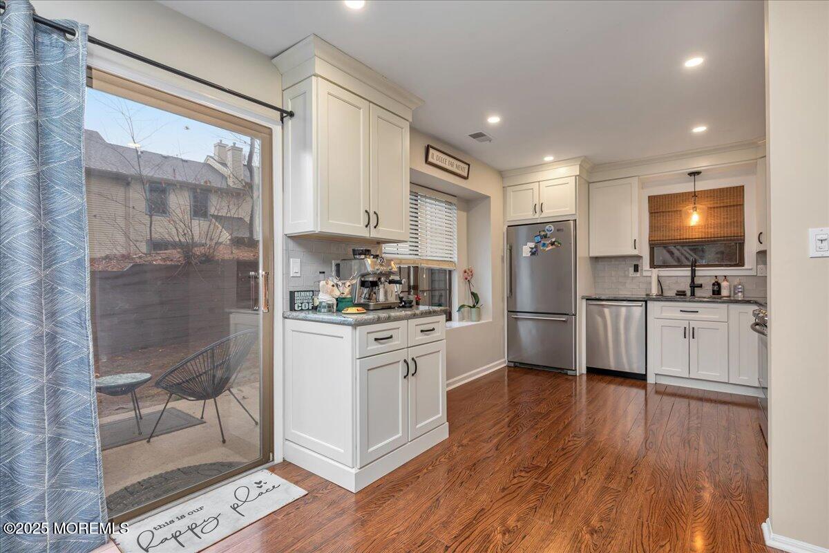 208 Haverford Court, Aberdeen, NJ, 07747 image 14