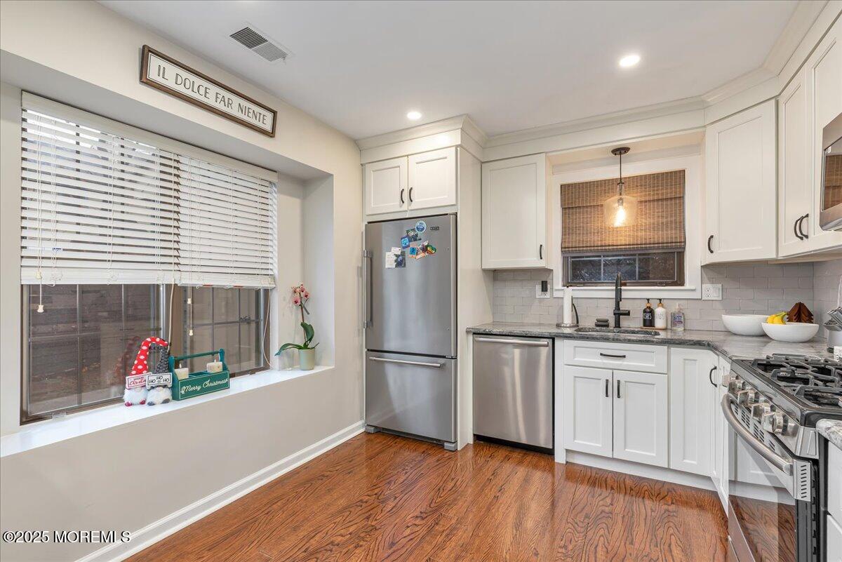 208 Haverford Court, Aberdeen, NJ, 07747 image 17