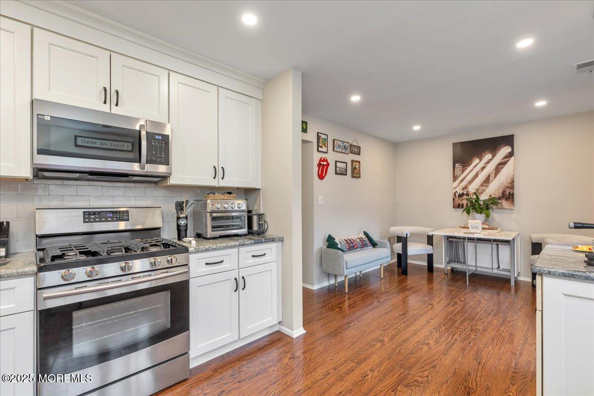 208 Haverford Court, Aberdeen, NJ, 07747 image 18