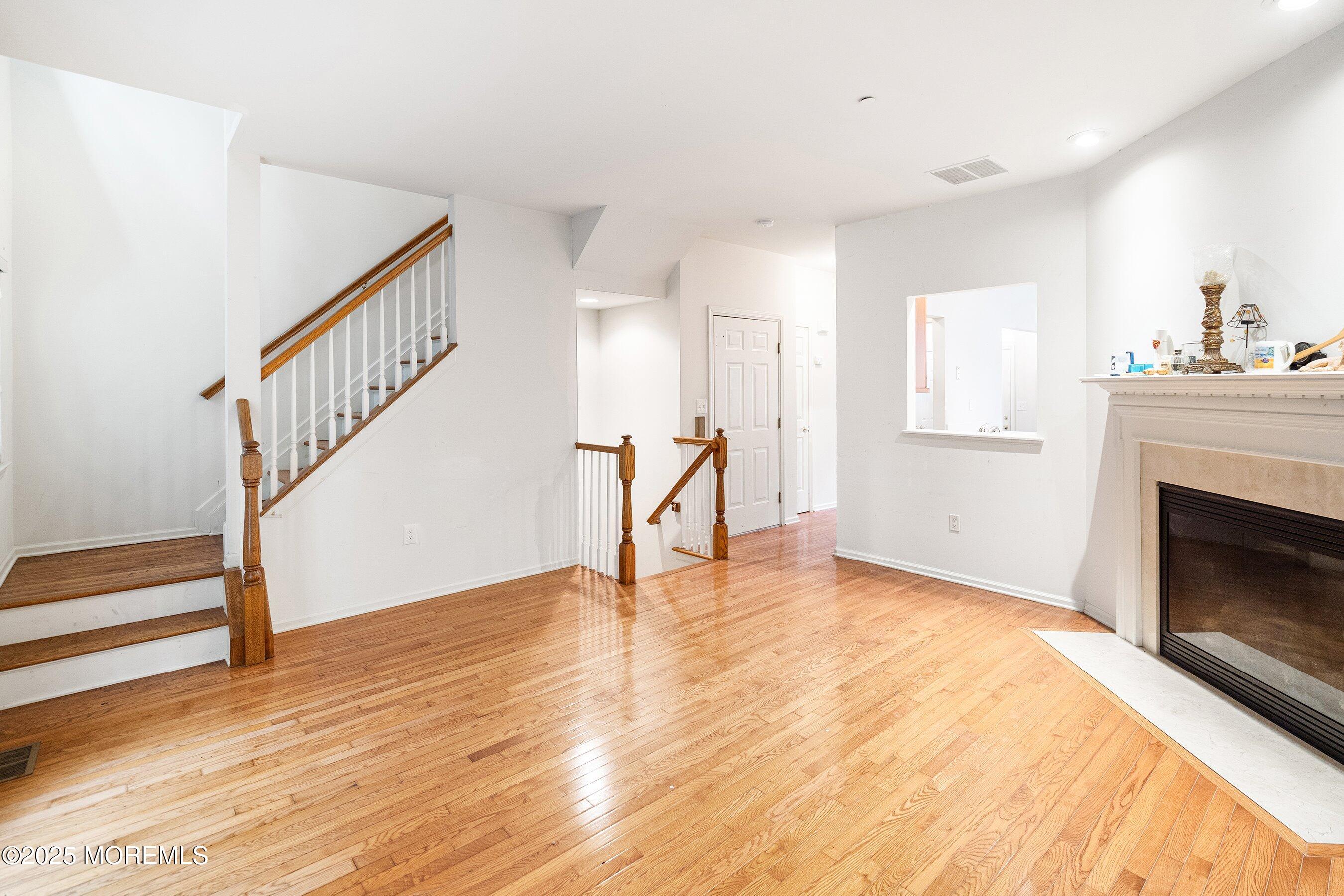 39 W Aspen Way, Aberdeen, NJ, 07747 image 7