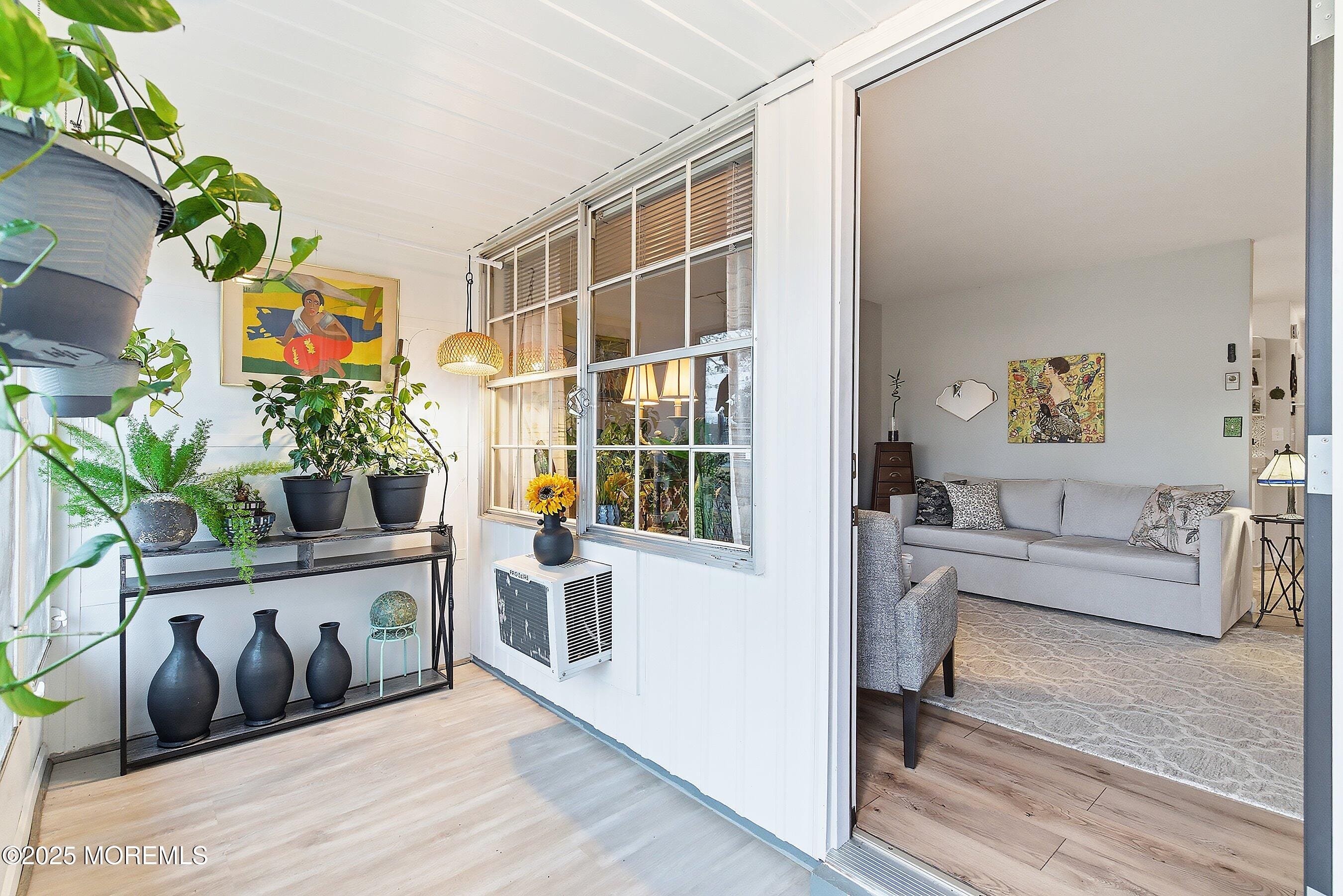 318D Coventry Court Image 2