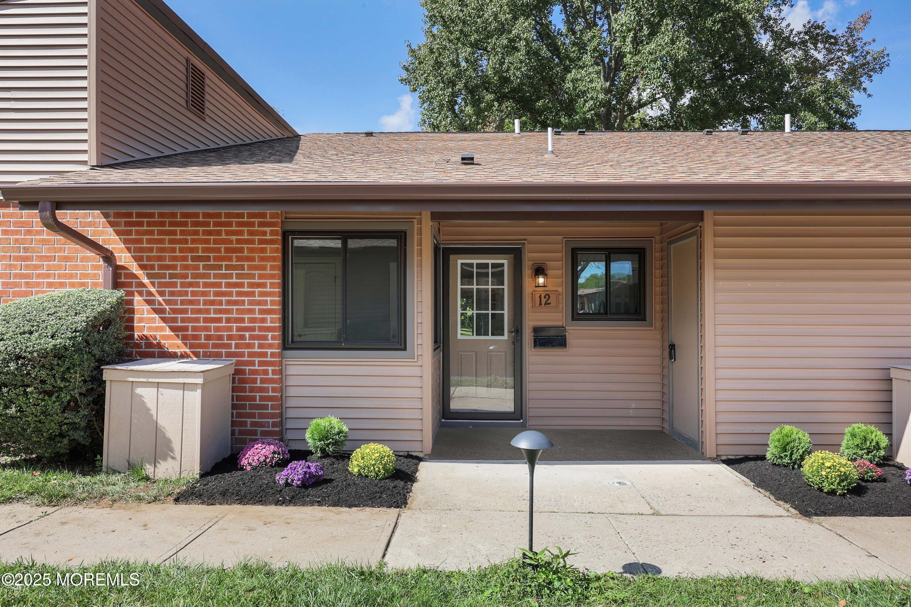 12 Ellsworth Court Image 2