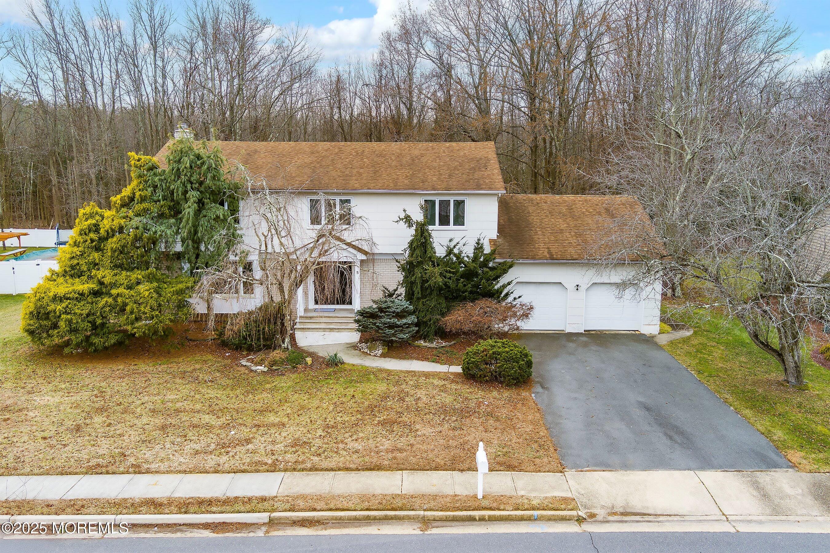 5 Washington Avenue, Morganville, NJ, 07751