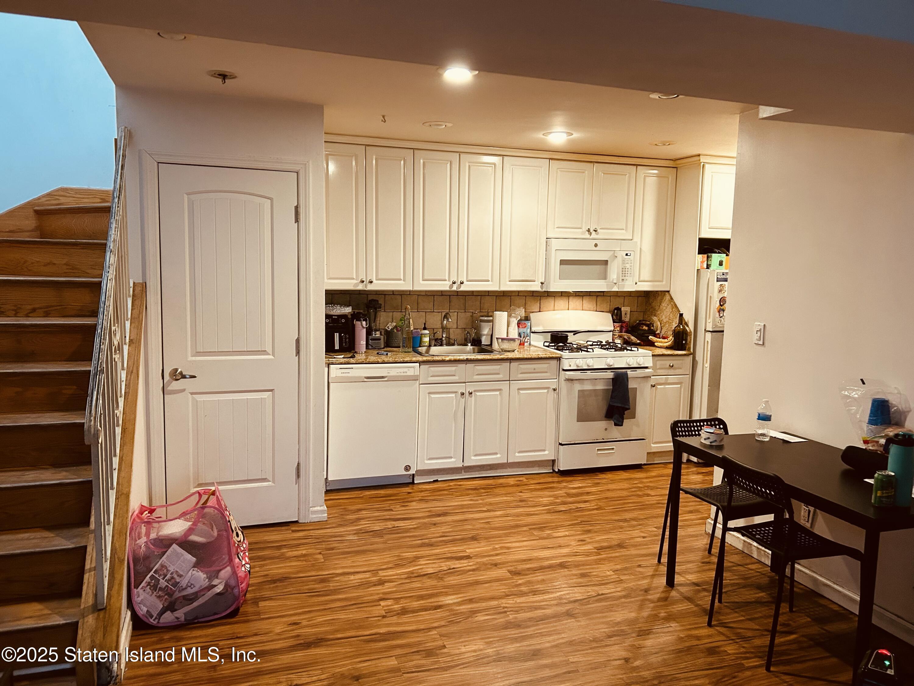 149 Garfield Avenue Image 4