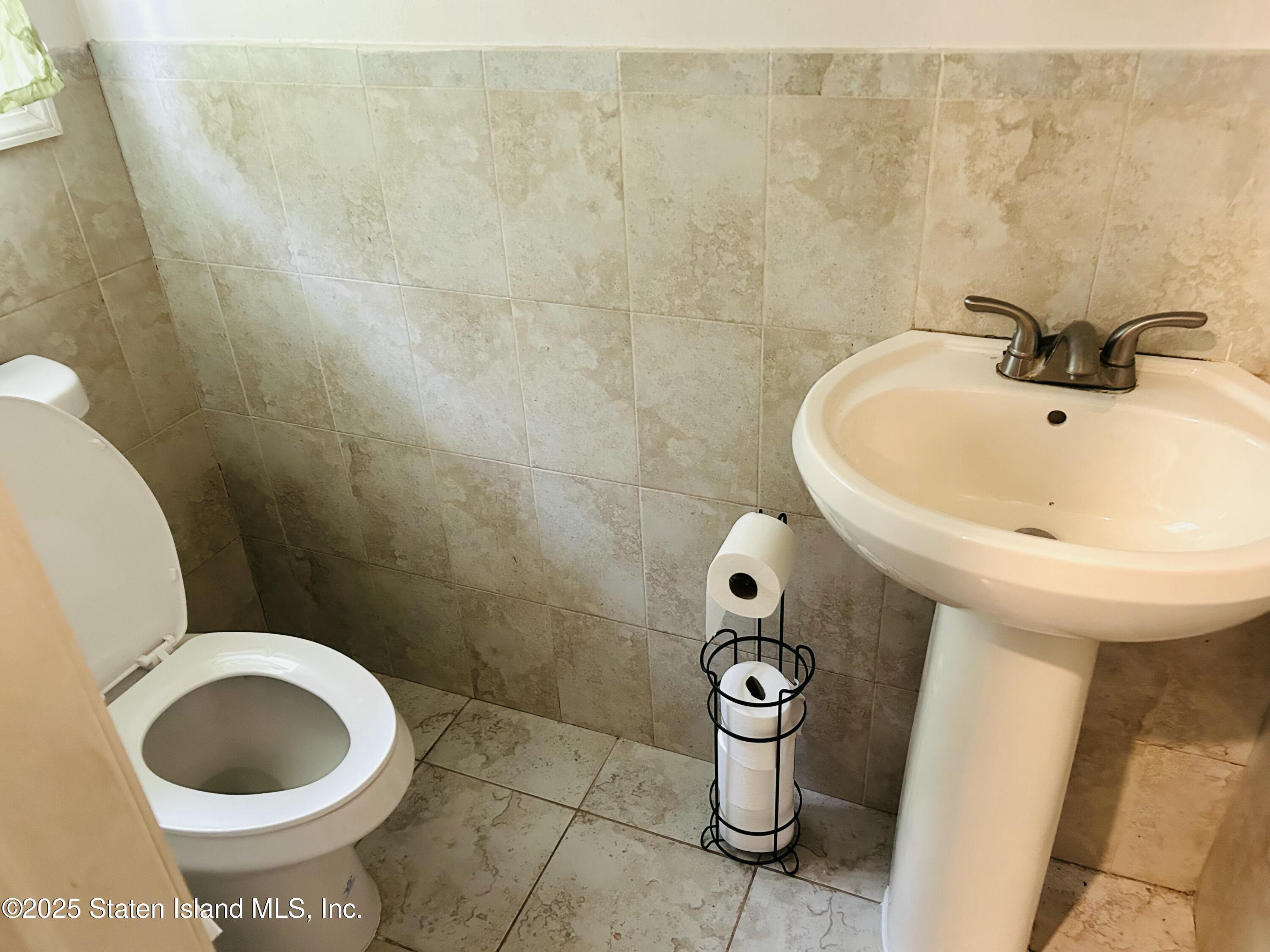 149 Garfield Avenue Image 5