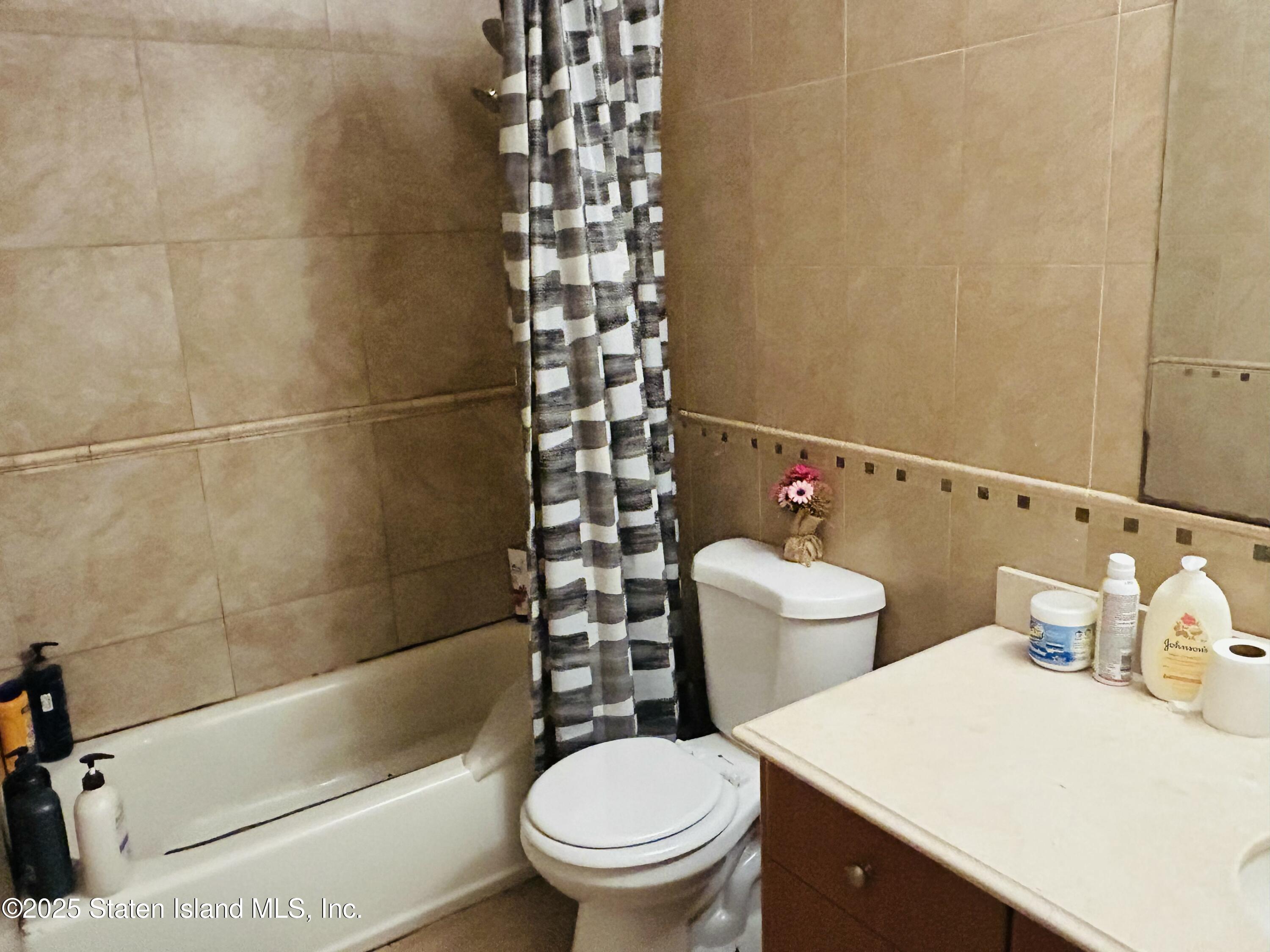 149 Garfield Avenue Image 2