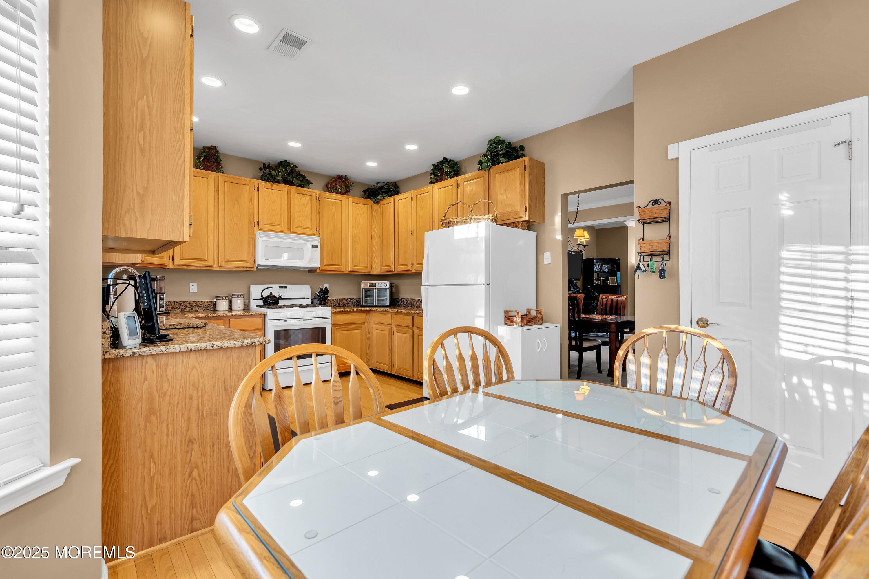 184 Lindsay Lane, Toms River, NJ, 08755 image 21