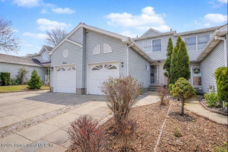 10 Slayton Avenue Image 2