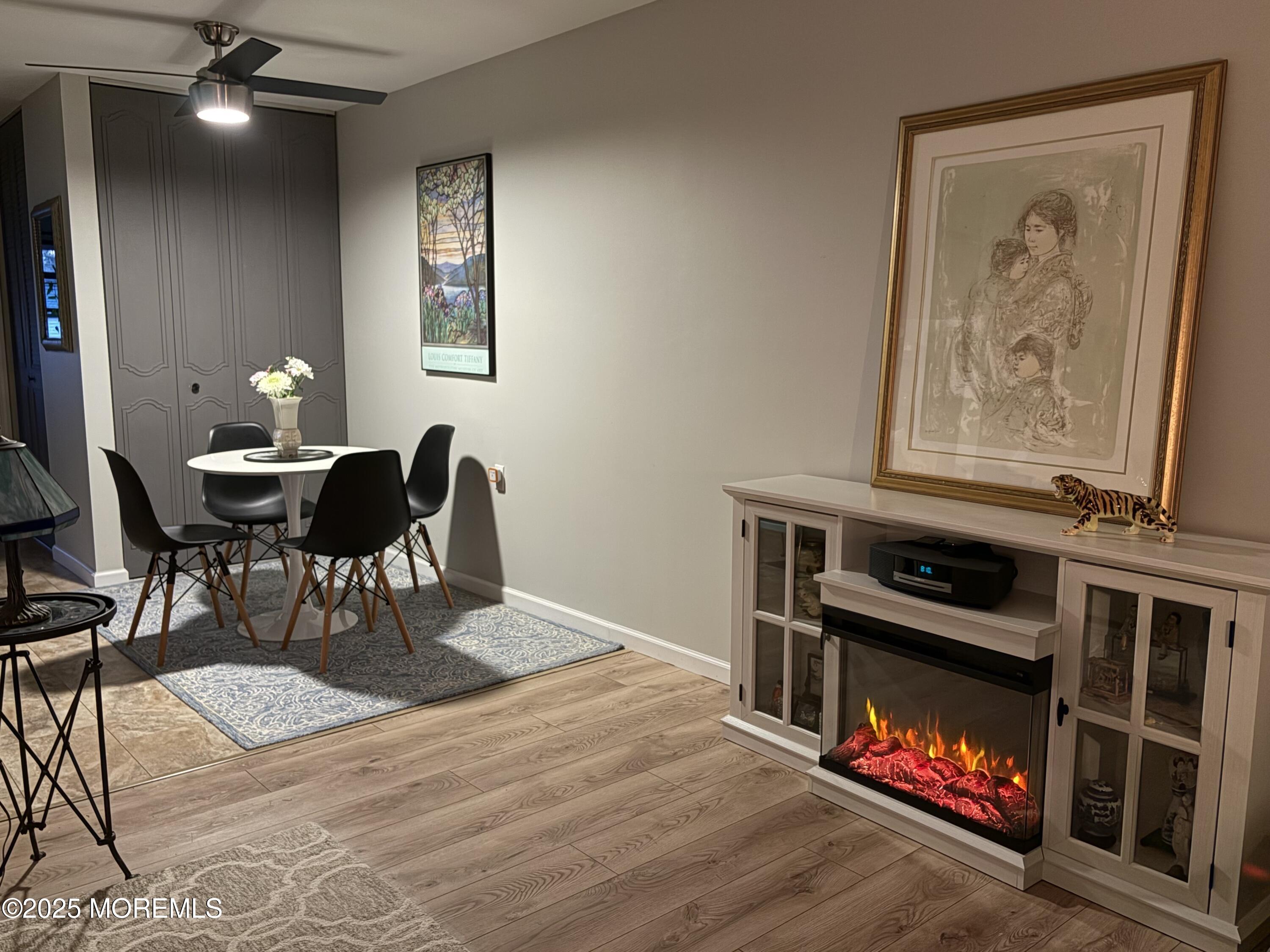 318D Coventry Court Image 4