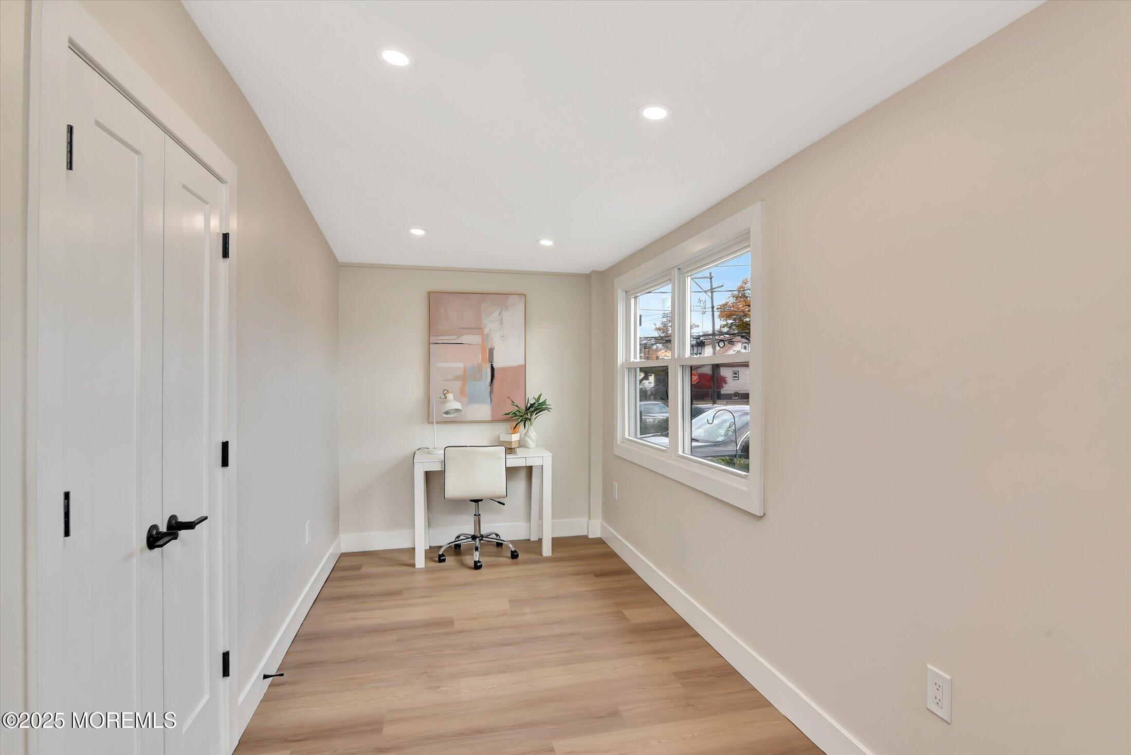 143 Seabreeze Way Image 3