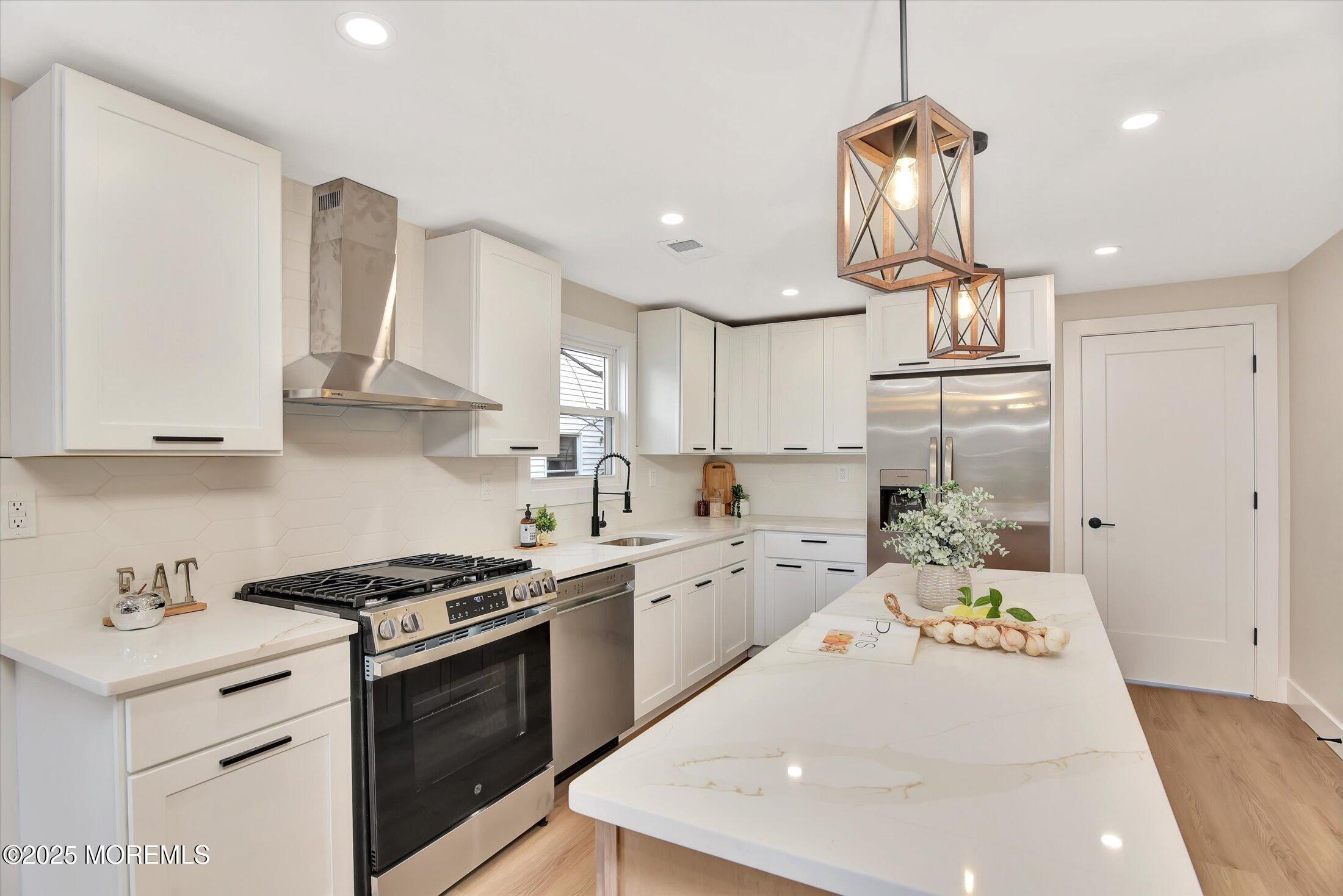 143 Seabreeze Way Image 4