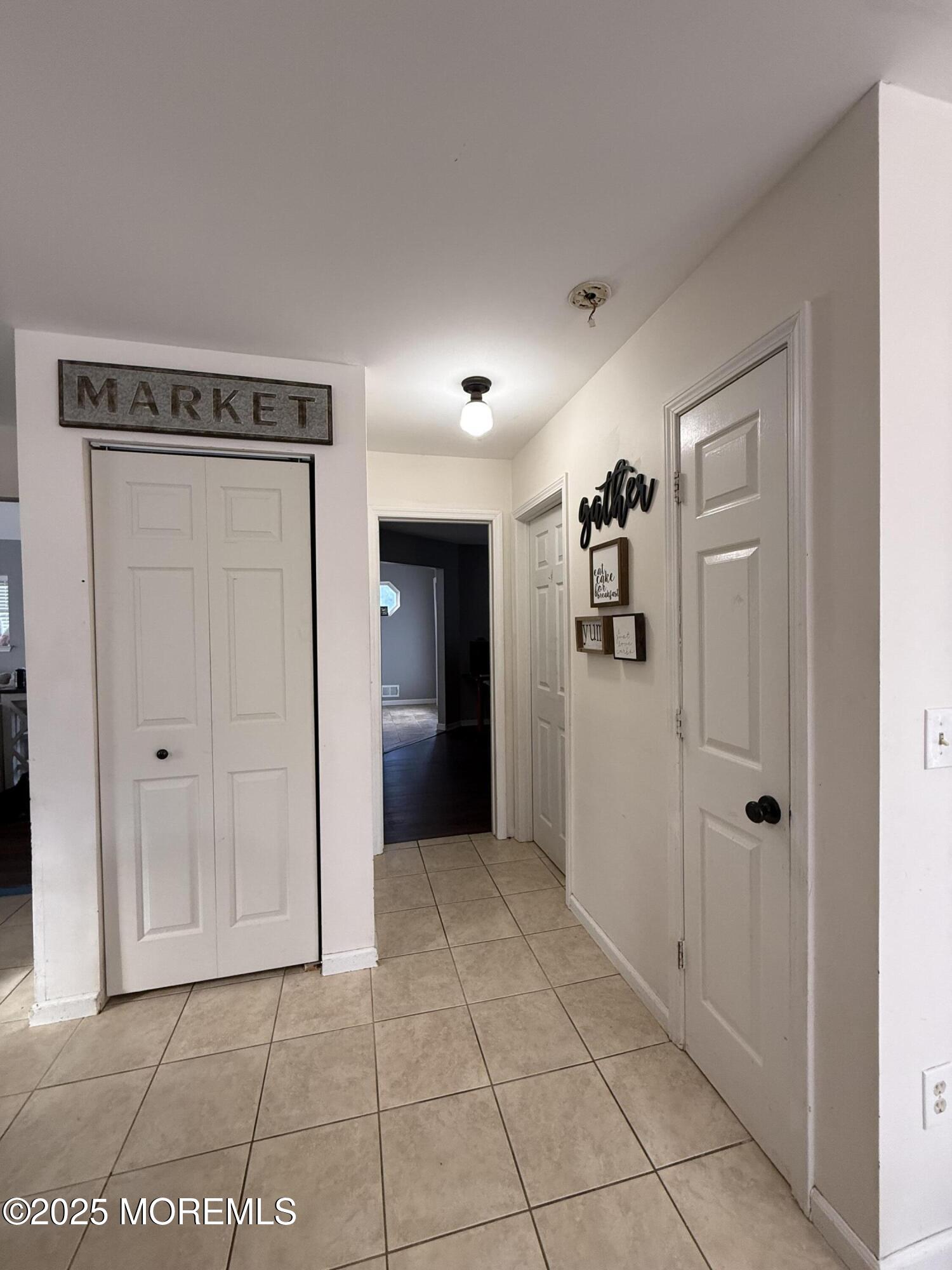 12 Crest Road Image 4