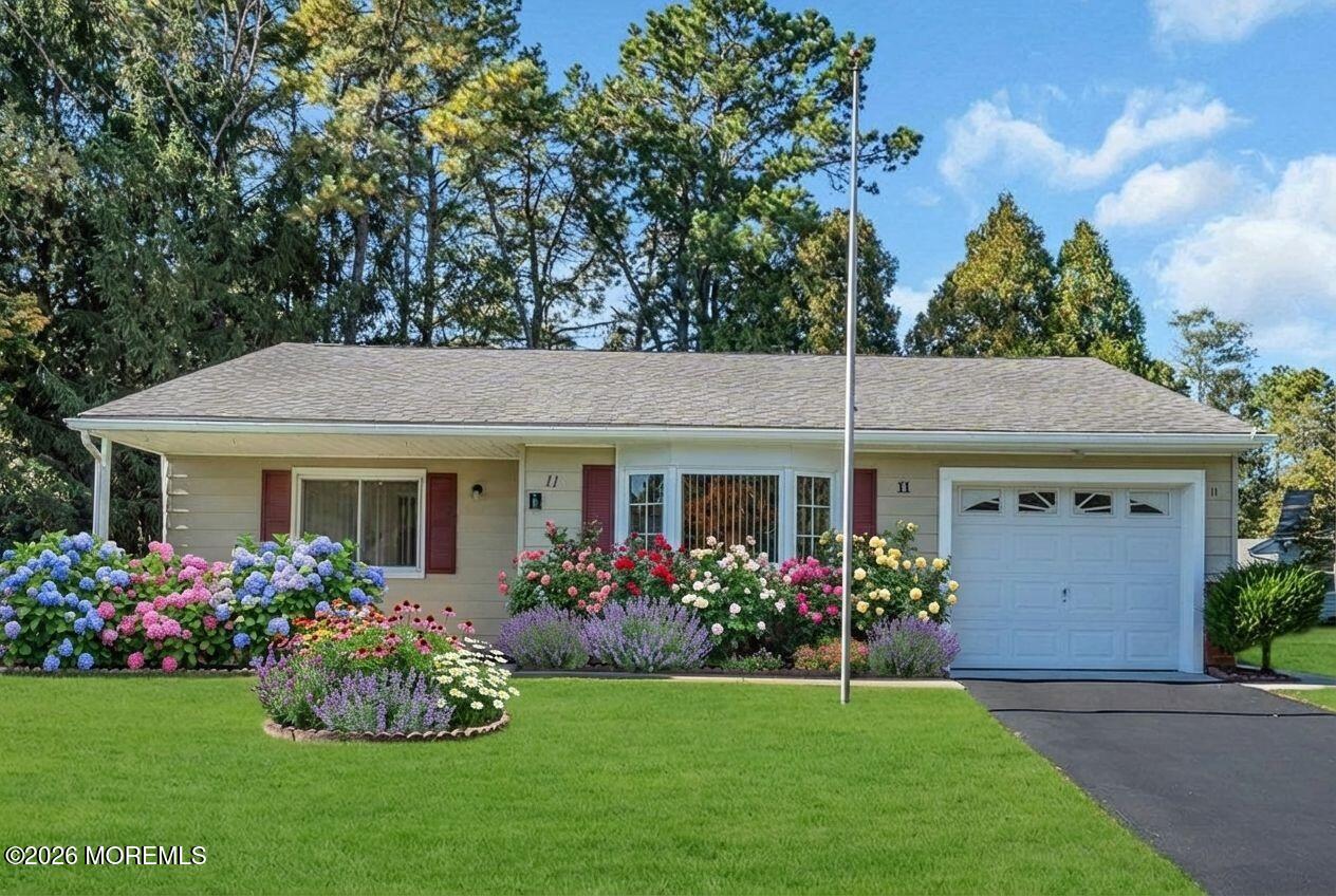 11 Vermont Way, Whiting, NJ, 08759