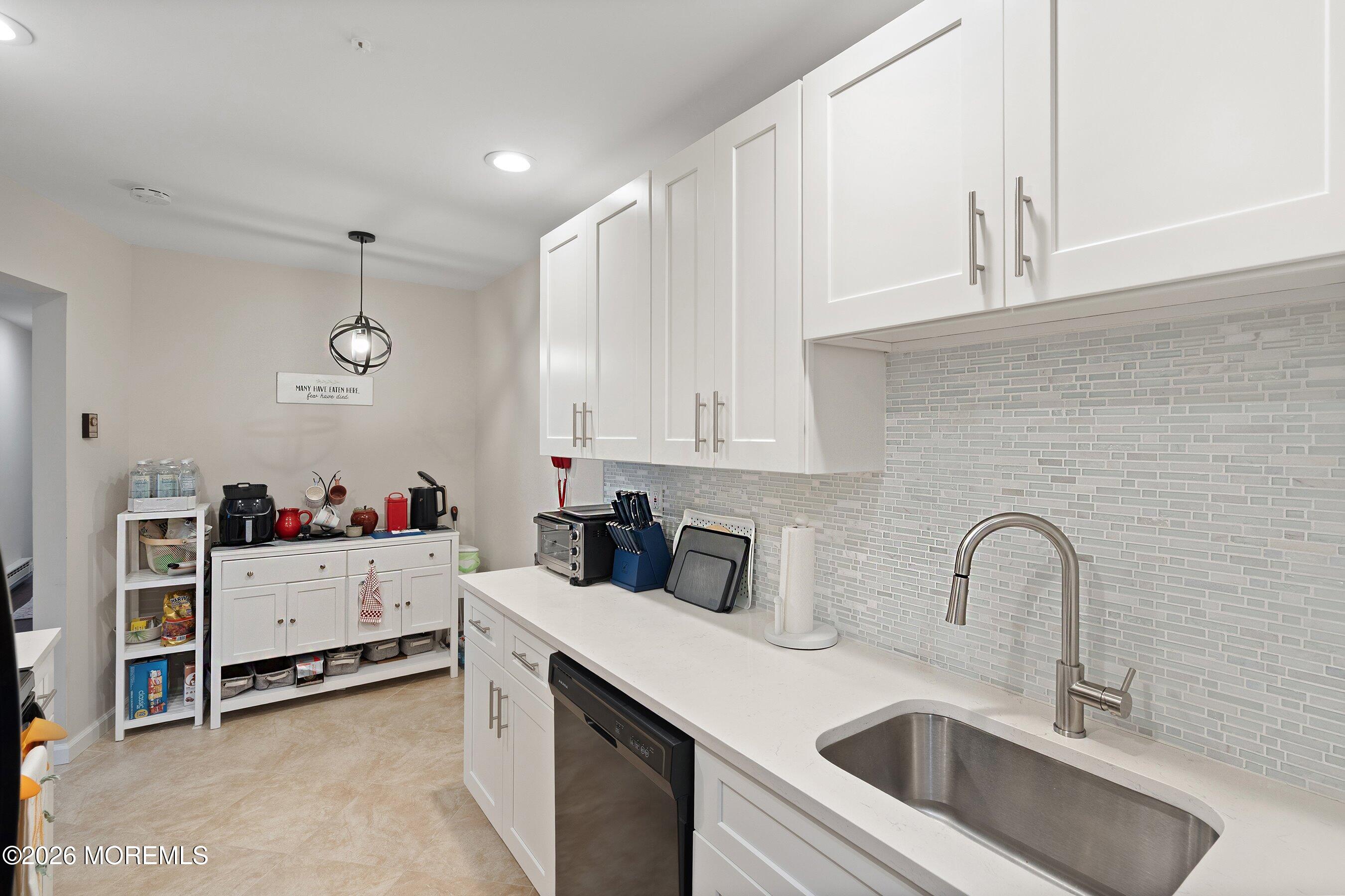 125 Amberly Drive F, Manalapan, NJ, 07726 image 12