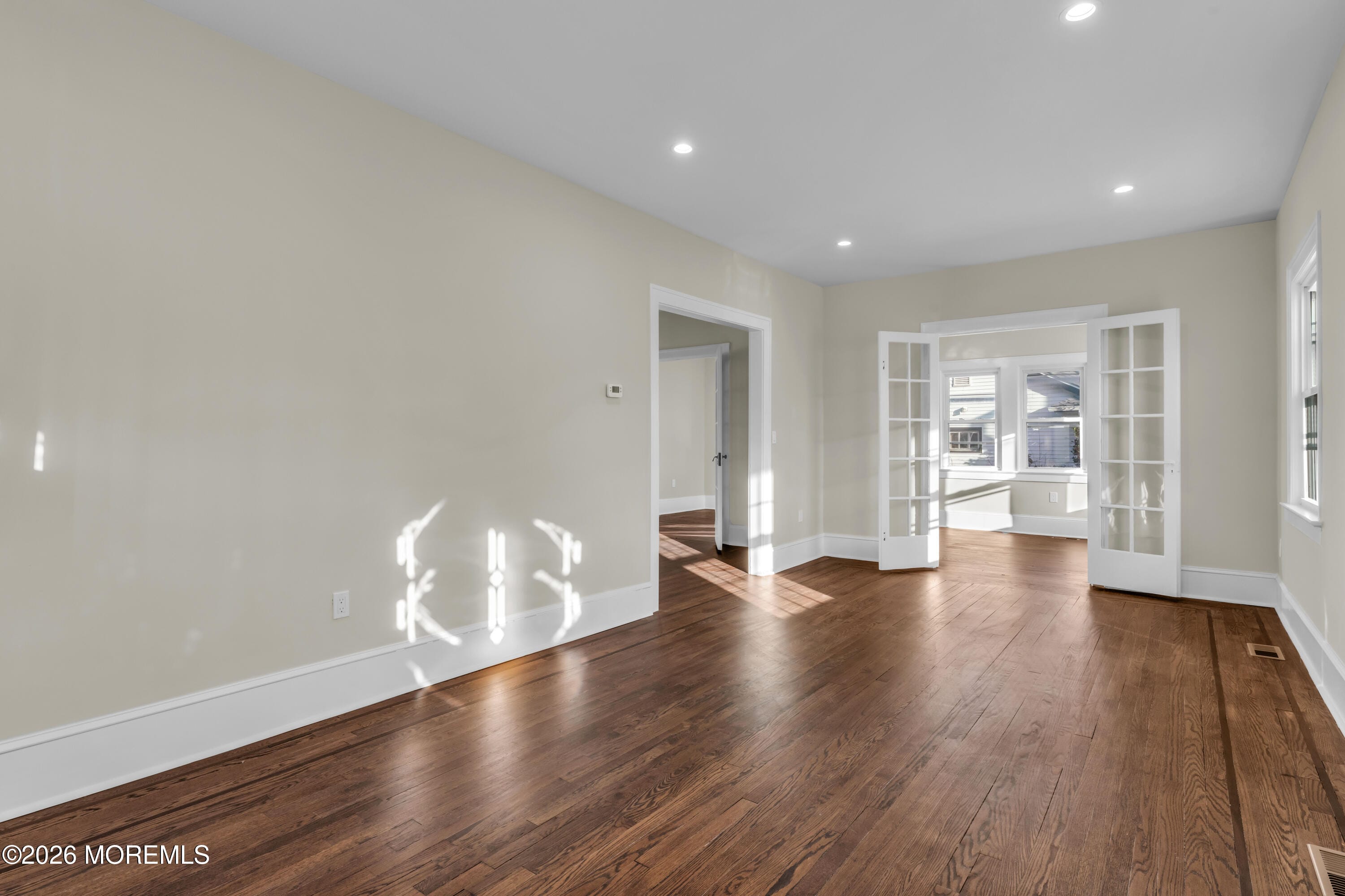 704 Oxford Way Image 5