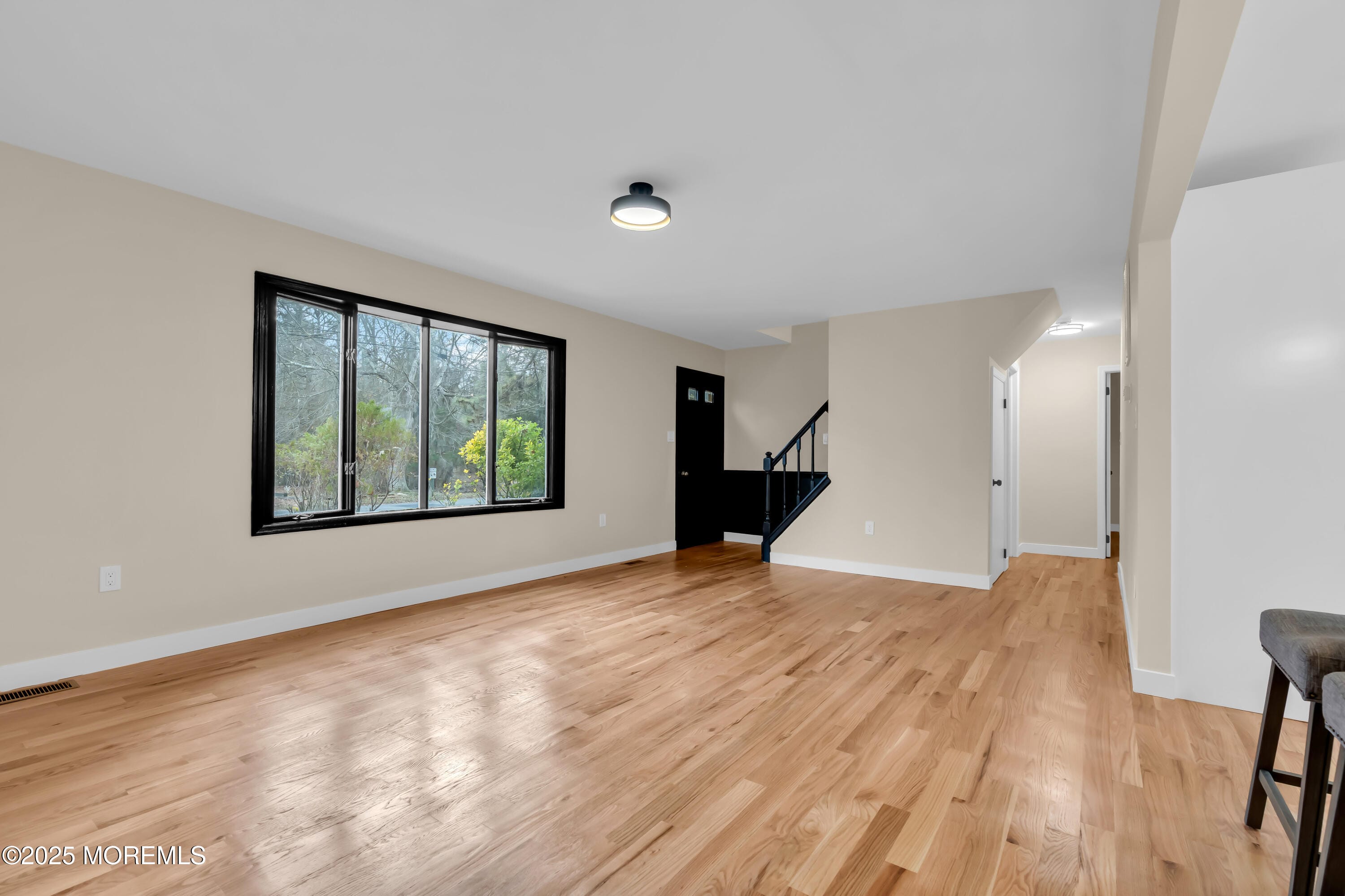 320 Cedar Drive Image 5