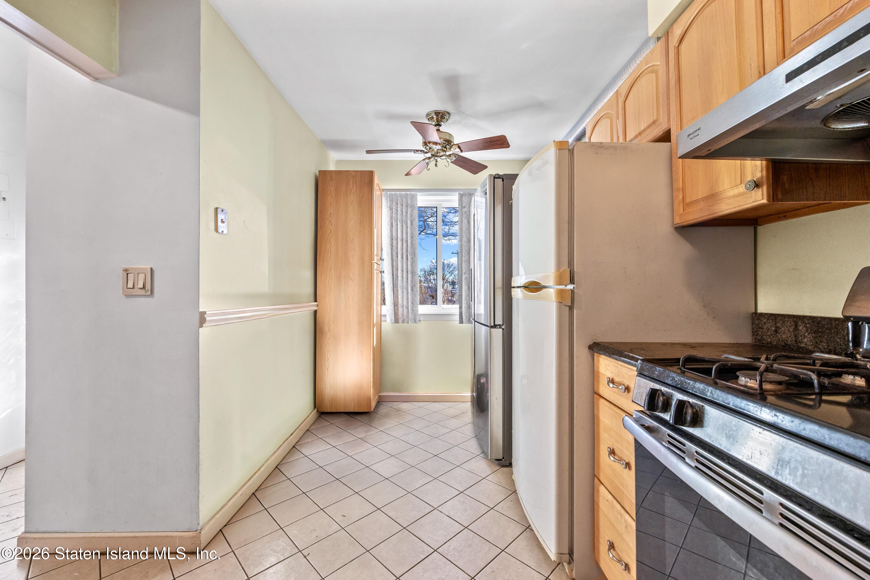 911 W Fingerboard Road, Staten Island, NY, 10304 image 9