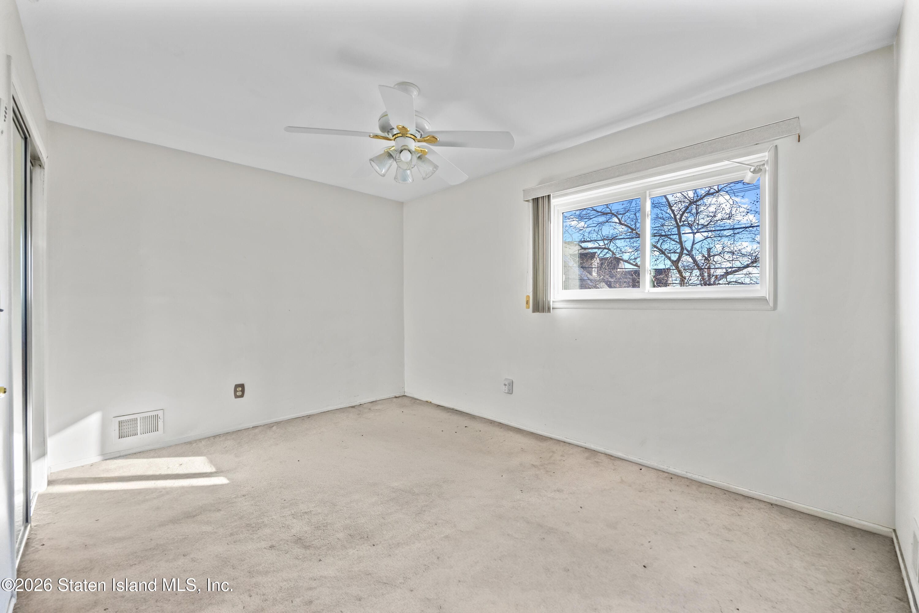 911 W Fingerboard Road, Staten Island, NY, 10304 image 15