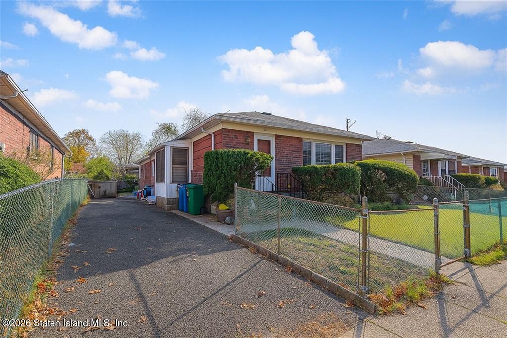 99 Park Hill Circle Image 2