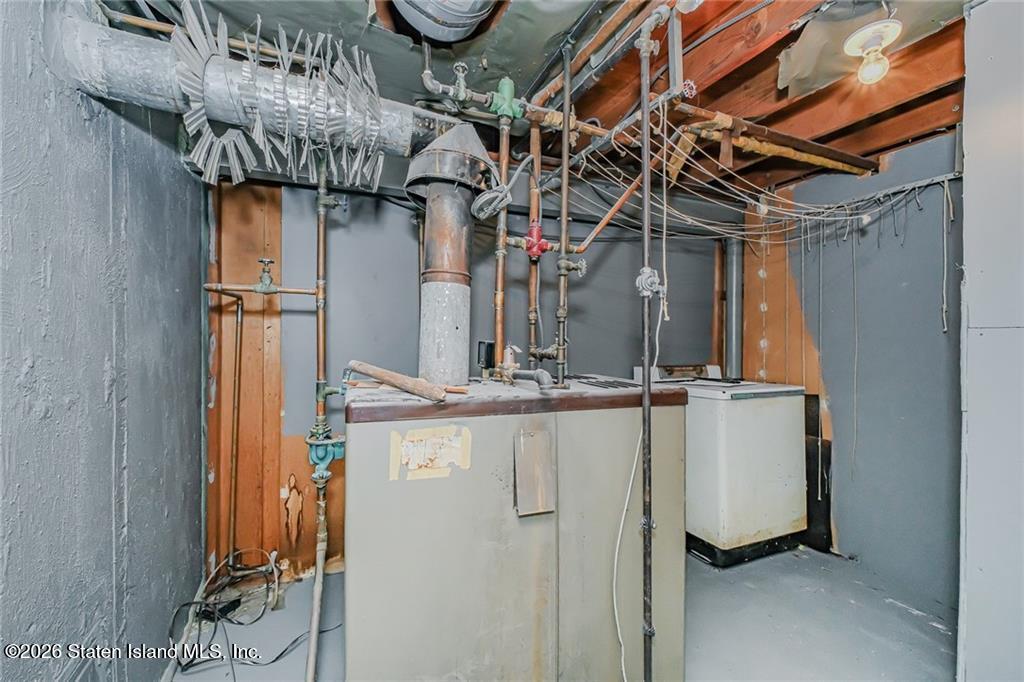 99 Park Hill Circle, Staten Island, NY, 10304 image 29