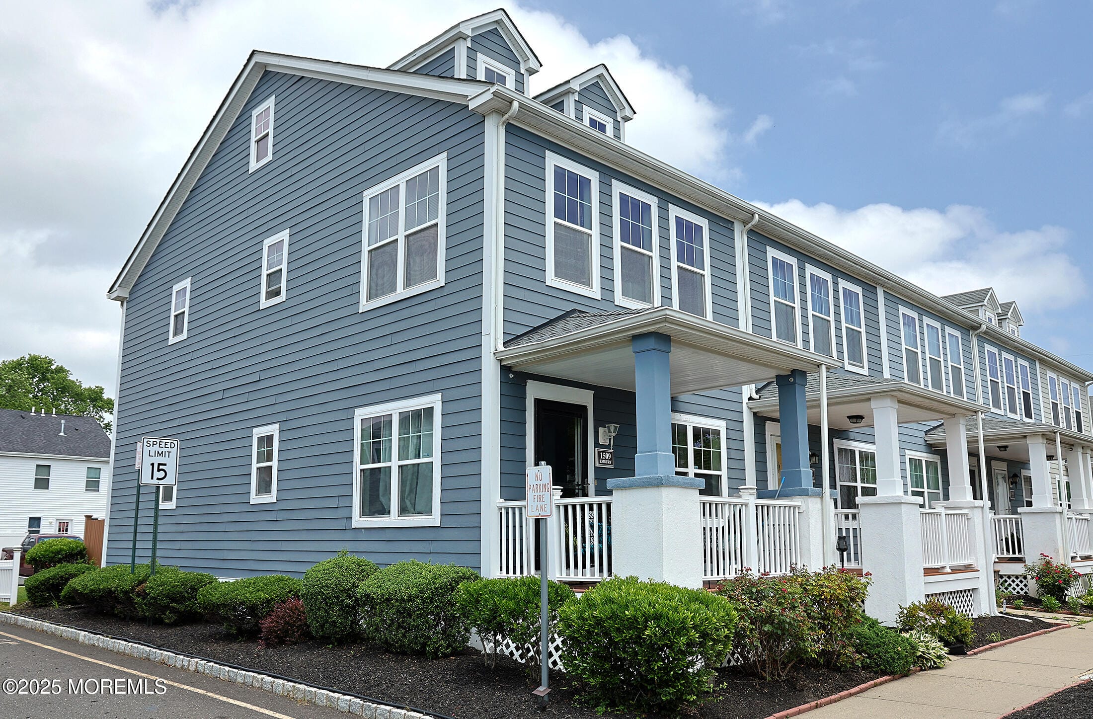 1509 Embury Avenue Image 2