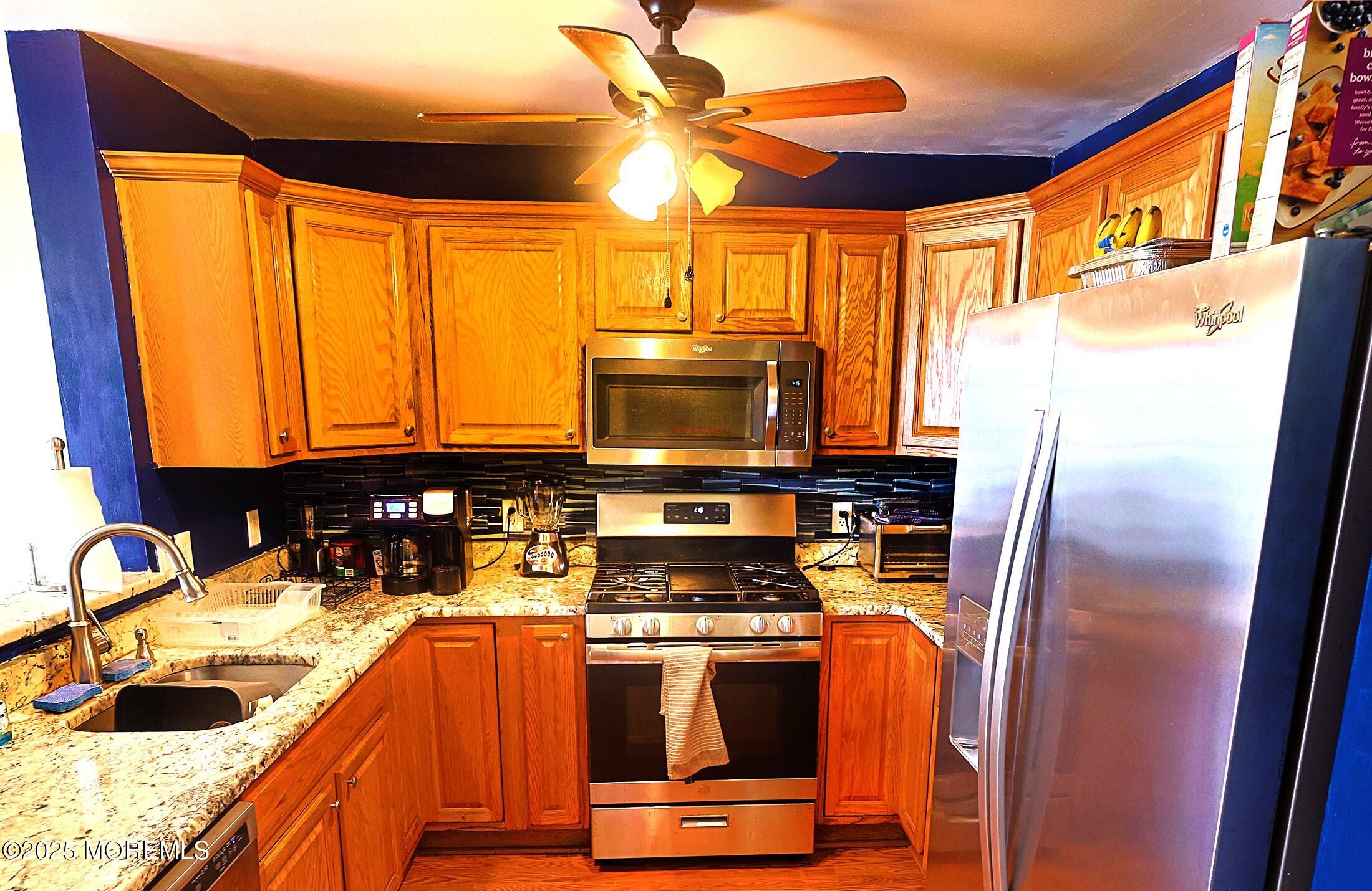 1509 Embury Avenue Image 5