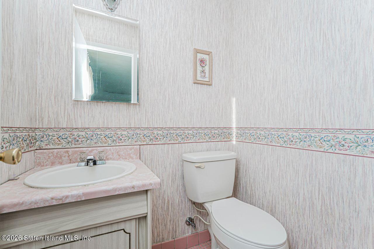 953 Forest Hill Road, Staten Island, NY, 10314 image 16