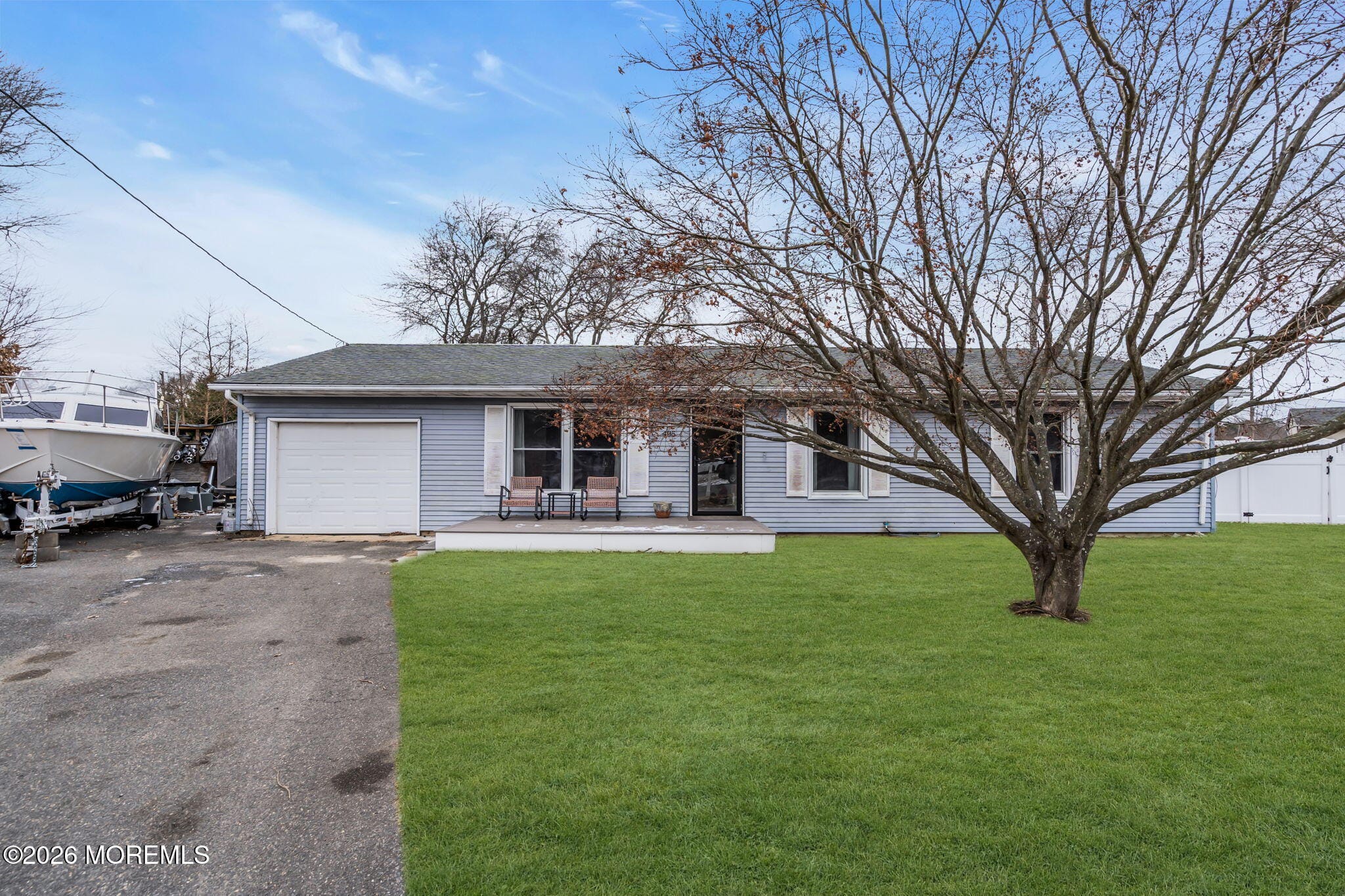 405 Decker Court Image 3