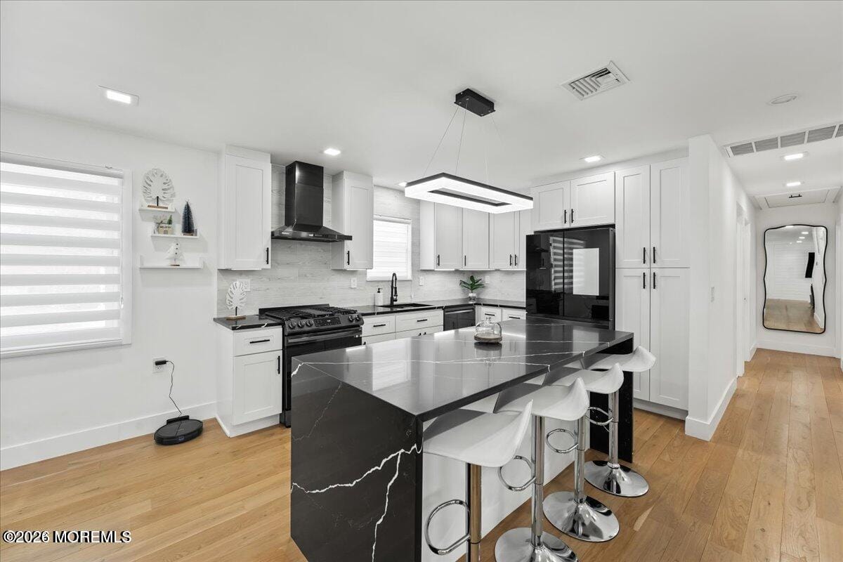 19 Beacon Street Image 5