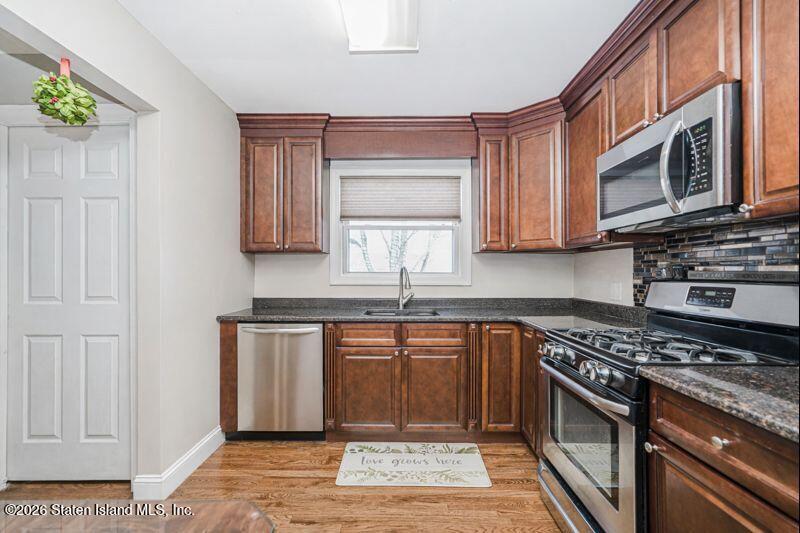 11 N Rhett Avenue Image 4