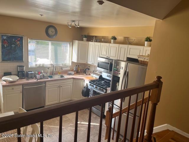 142 Alex Circle, Staten Island, NY, 10305 image 10