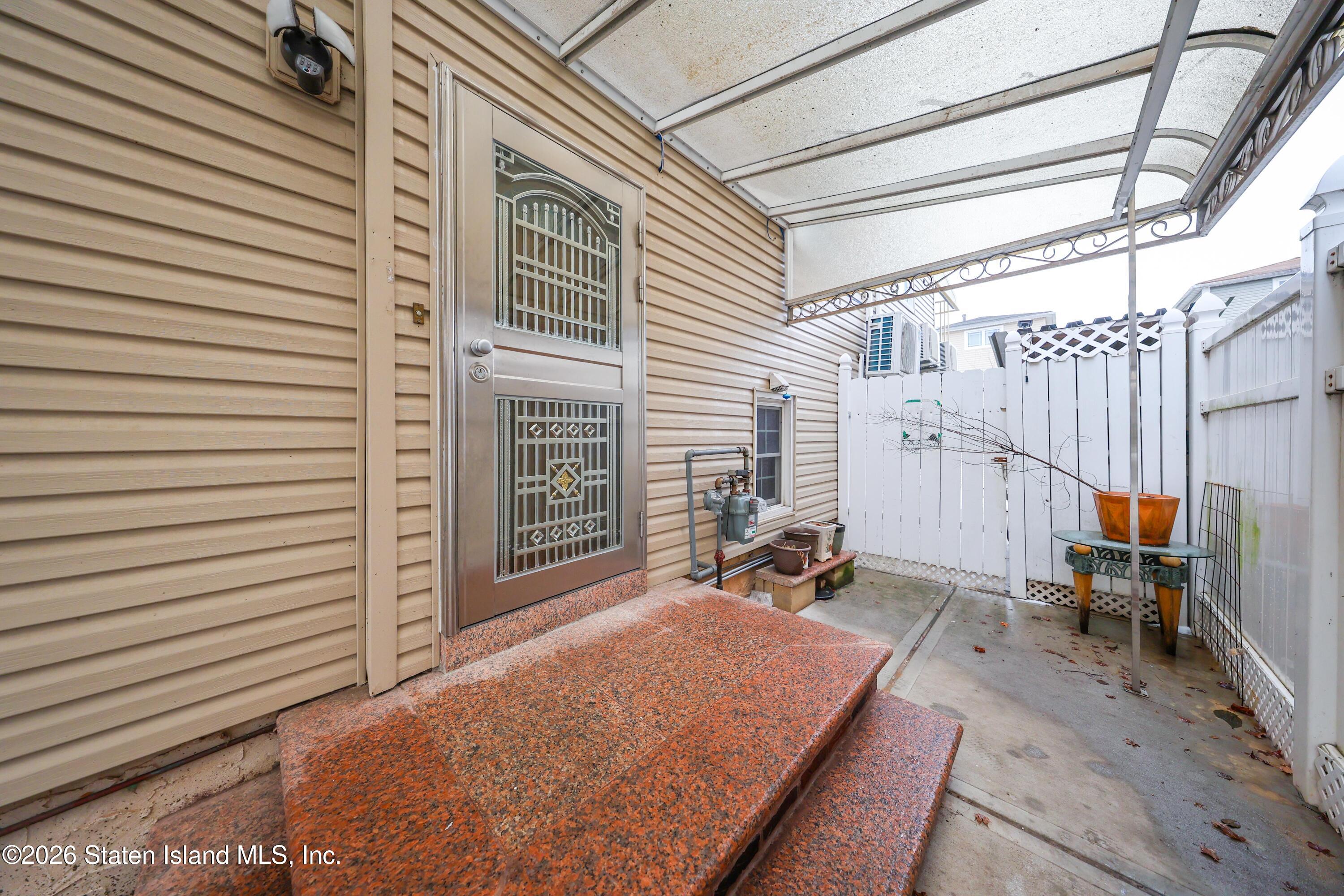 178 Vassar Street Image 3