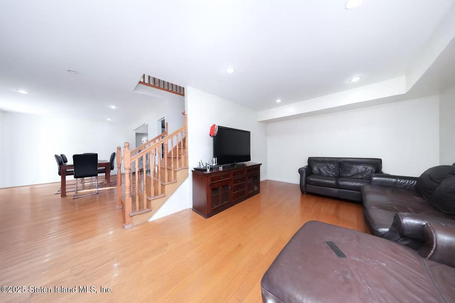 215 Pierce Street, Staten Island, NY, 10304 image 20