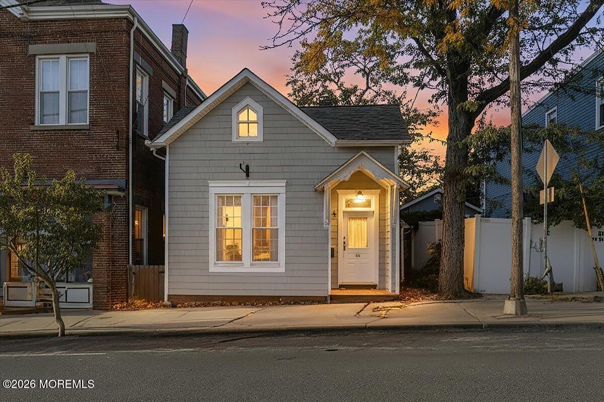 55 E Front Street Image 1