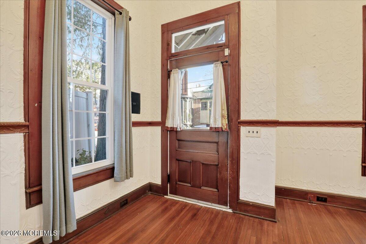 55 E Front Street, Keyport, NJ, 07735 image 8