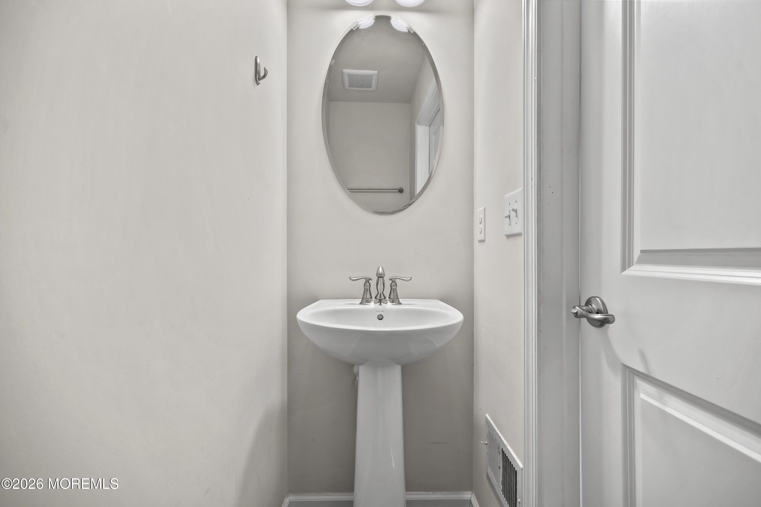 605 Bayside Court, South Amboy, NJ, 08879 image 16