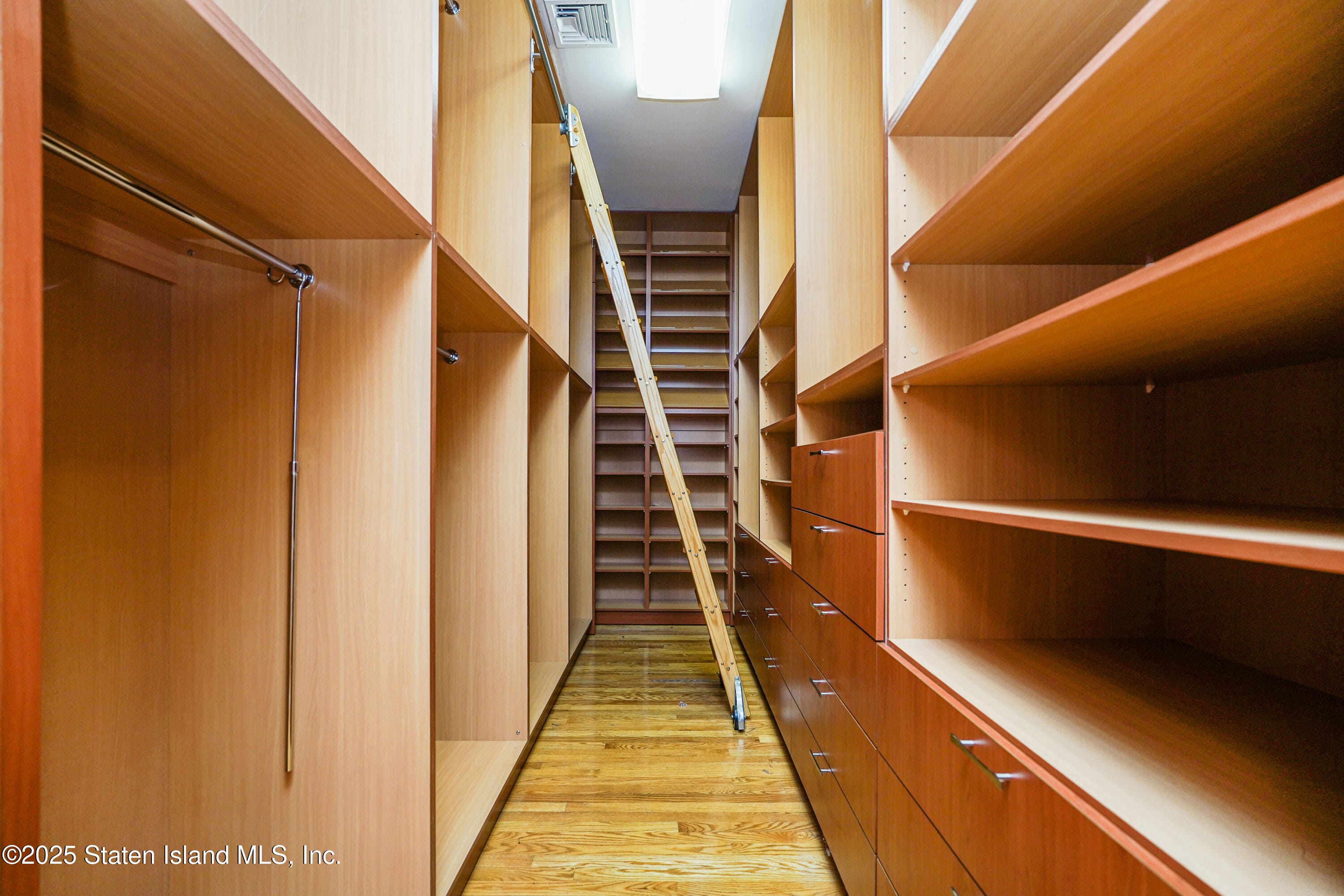 724 Todt Hill Road, Staten Island, NY, 10304 image 47